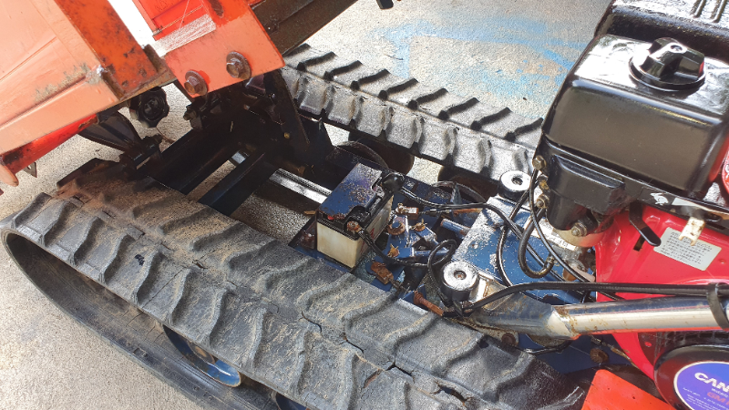 รถแทรคบรรทุก