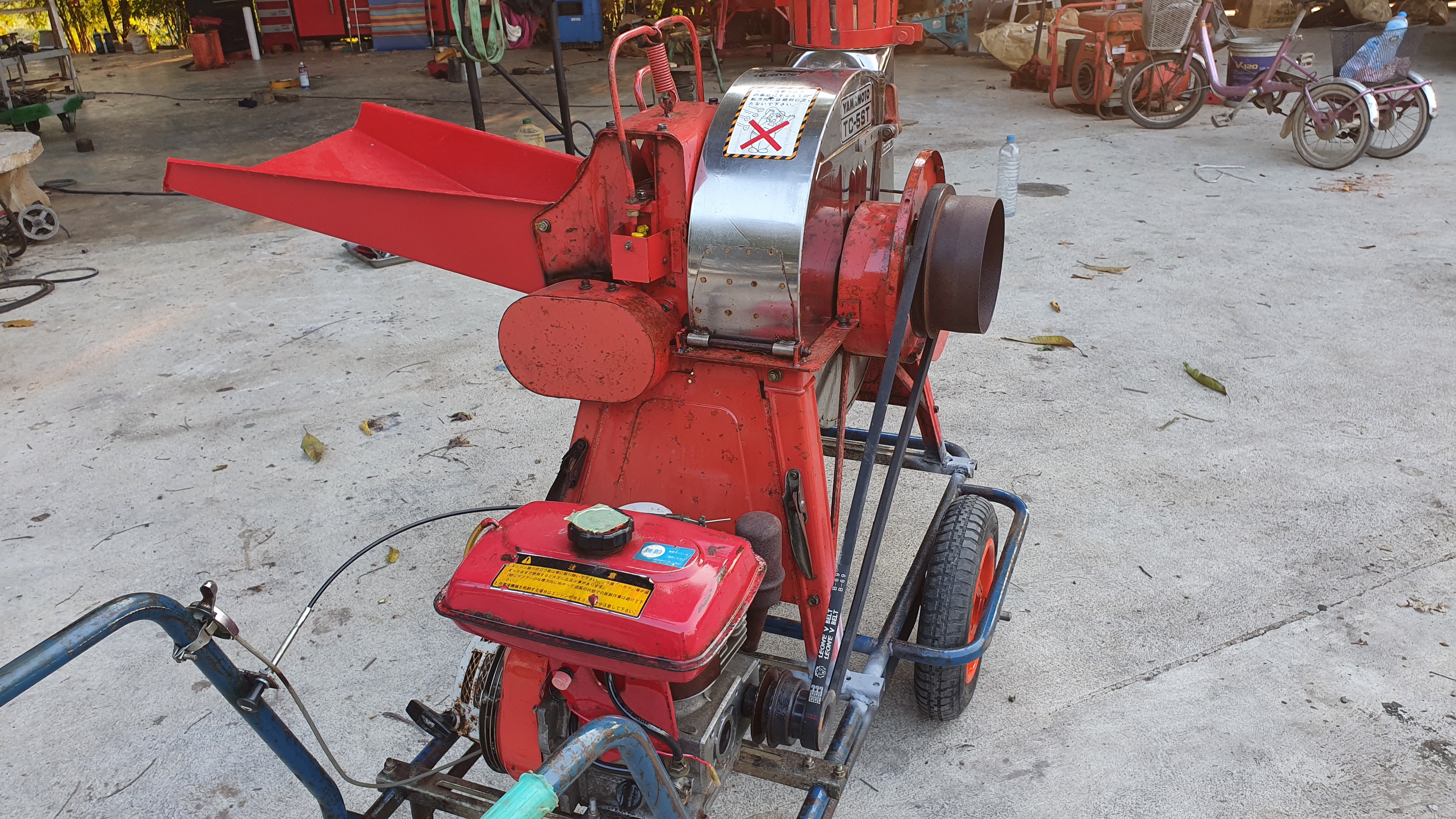 เครื่องสับกิ่งไม้