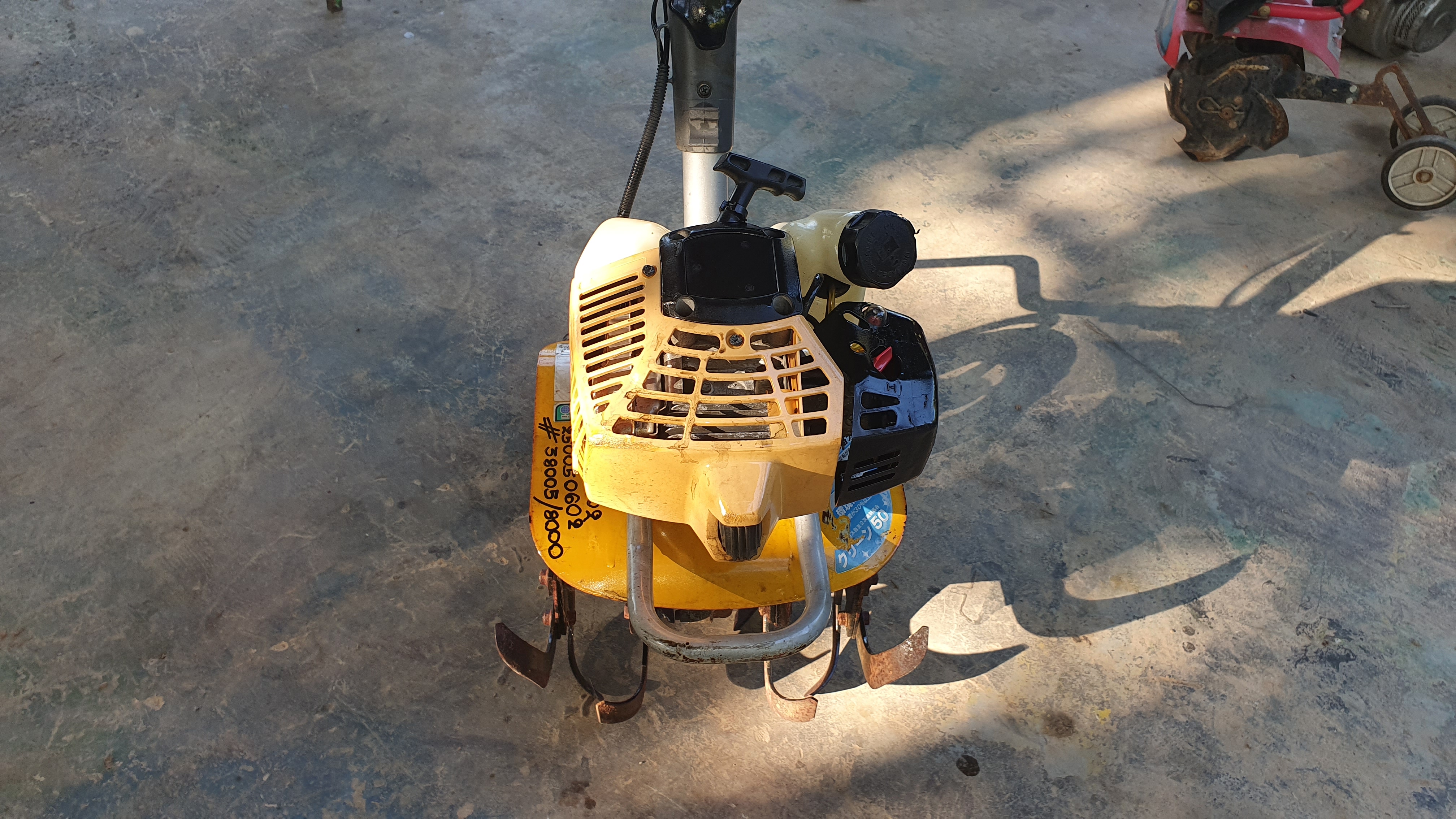 รถพรวนดิน