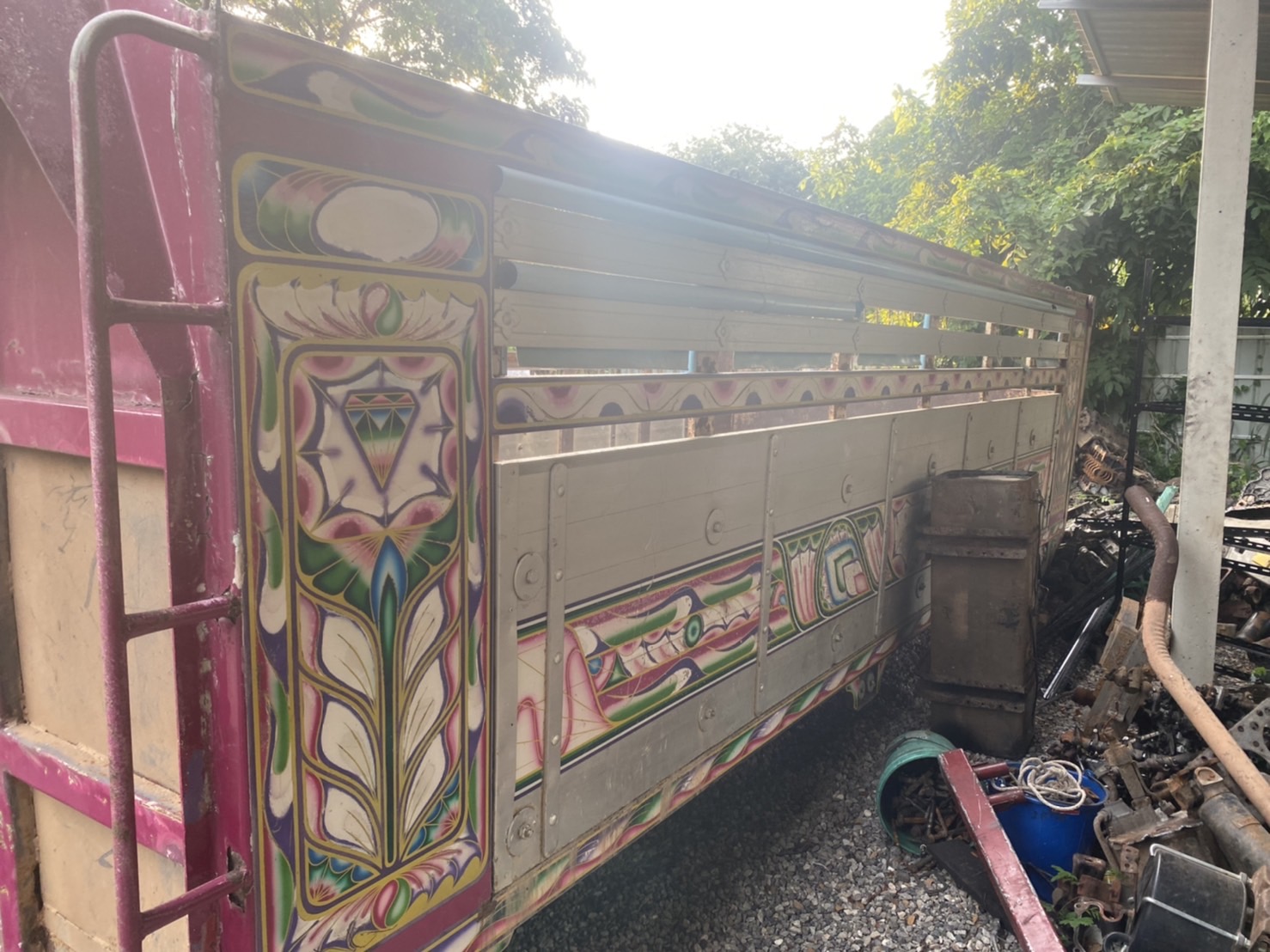 กระบะดั้ม10ล้อร็อกกี้0800259973