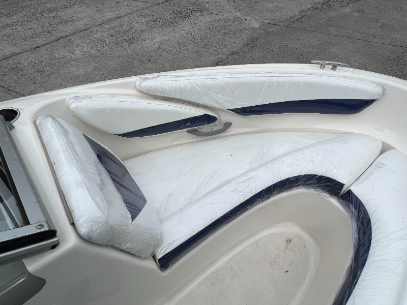 Bayliner 185 MerCruiser 3.0 ปี 2005 พร้อม Trailer และ หลังคาผ้า Sunbrellar อย่างดี