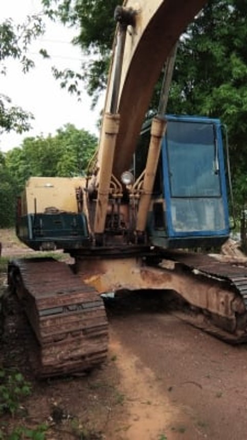 ขายด่วน แบ็คโฮ PC200-3