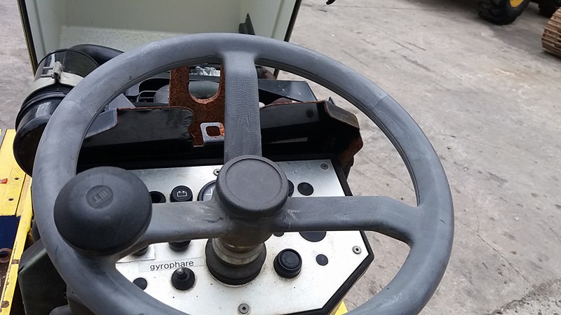 รถบด AMMANN รุ่น AV 20 ขนาด 2 ตัน รถบด AMMANN รุ่น AV 20 ขนาด 2 ตัน