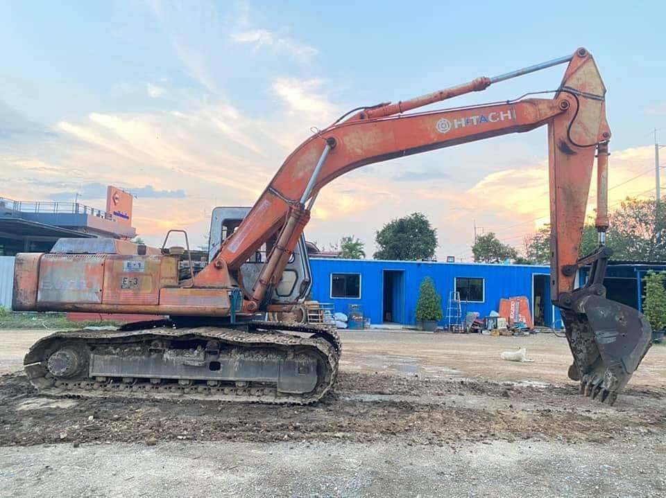 HITACHI EX200-1
