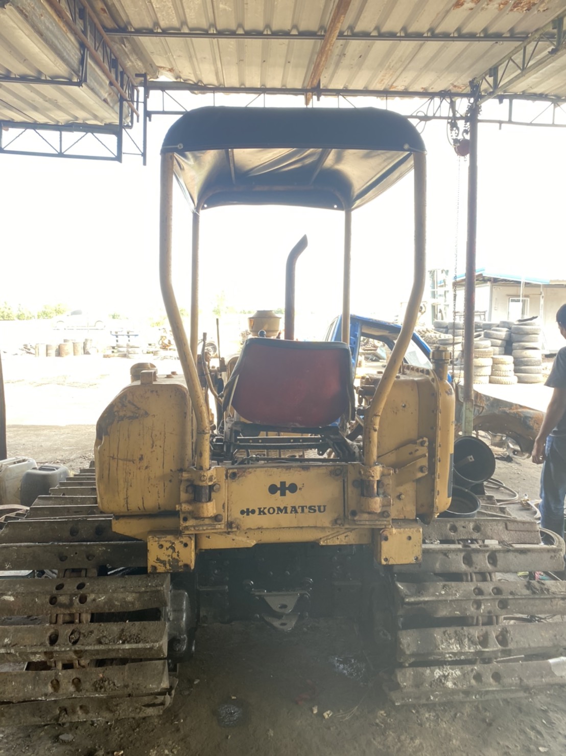 KOMATSU D2P-3 ตีนเป็ด