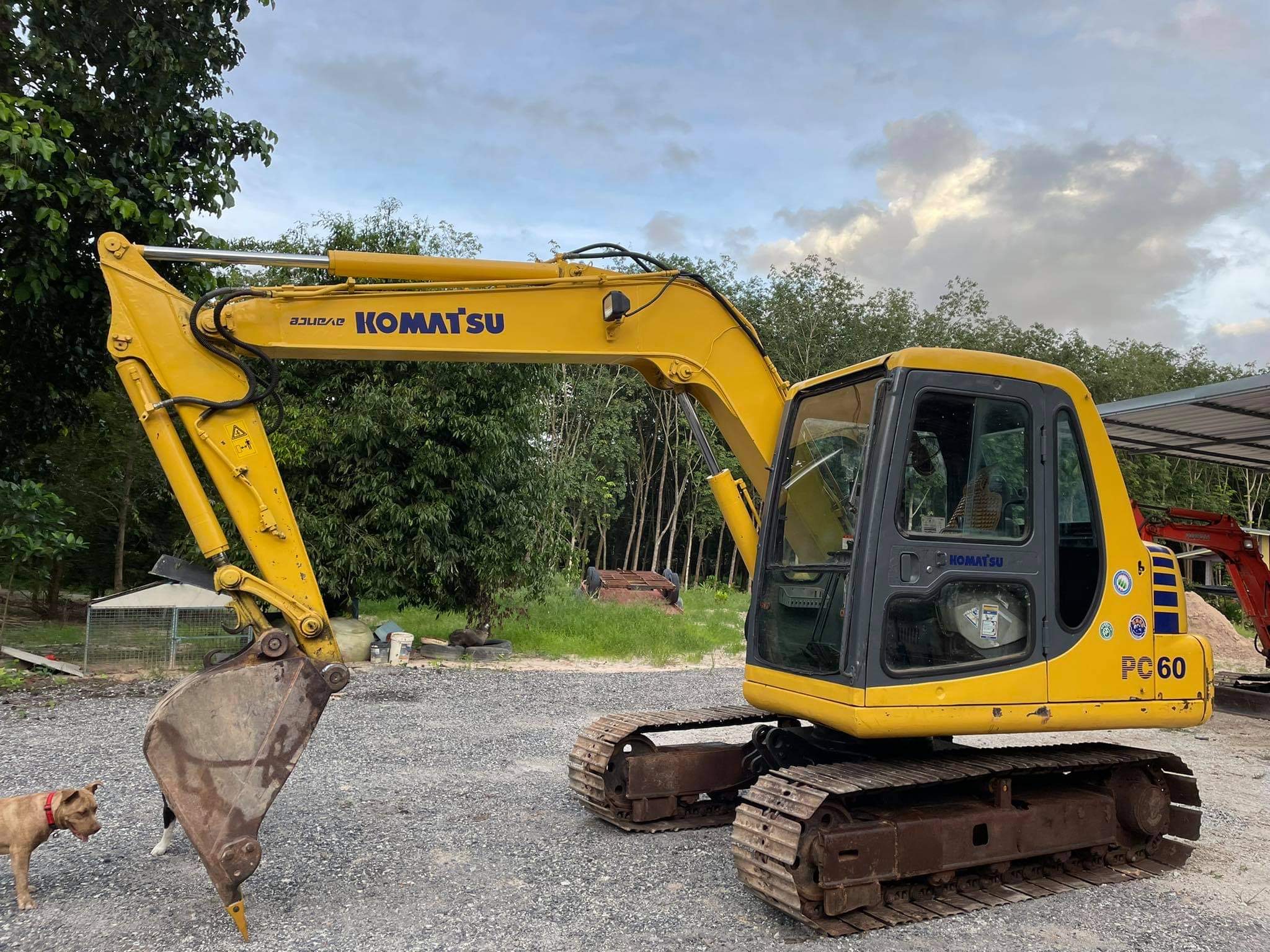 KOMATSU PC60-7 เครื่องปั้มดี ไฟฟ้าตัด รถพร้อมใช้งาน เอกสารอินวอย