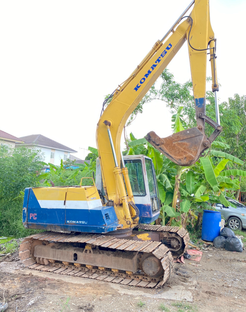 KOMATSU PC120-5