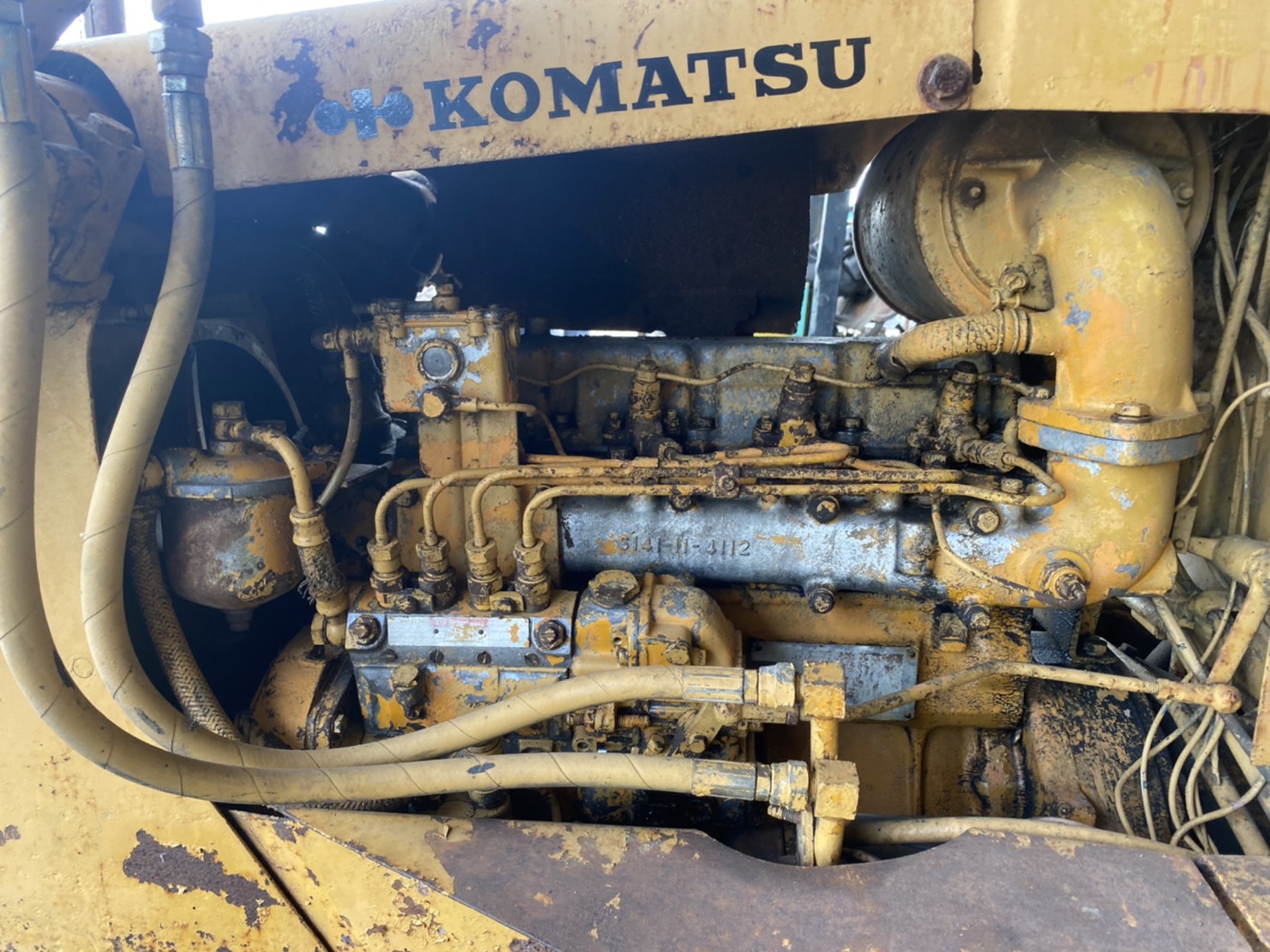 KOMATSU D2P-3 ตีนเป็ด