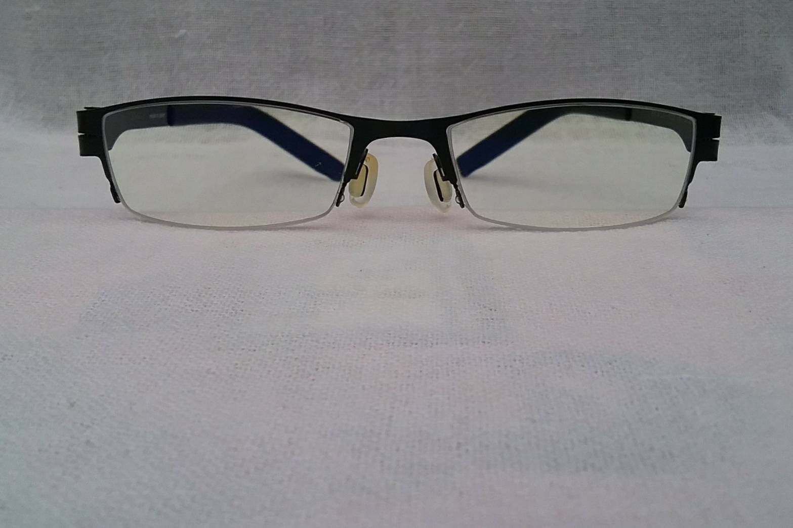 แว่นสายตาระดับ ไฮ-เอนด์ ของประเทศญี่ปุ่น 'โตเกียวสแน็ป!' ทศวรรษ 2010's  กรอบไททาเนียมบริสุทธิ์-สีดำด้าน + โบนัสพิเศษ : เลนส์ บลู โพรเทค มัลติโค้ท ใสปิ๊ง ค่าสายตา +175 ป้องกันแสงสีฟ้าที่เป็นอันตรายได้อย่างสมบูรณ์แบบ Authentic TOKYOSNAP! handmade in Japan