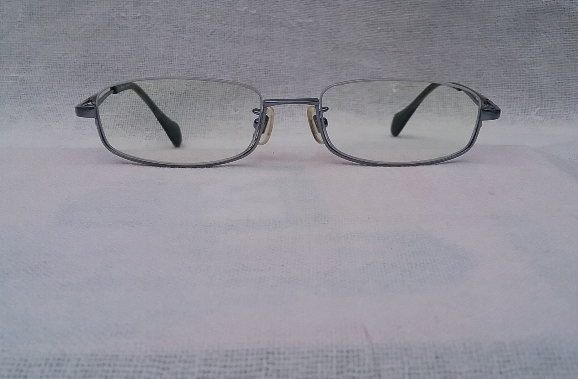 แว่นสายตาไททาเนียมบริสุทธิ์-ครึ่งดวงตา มิกเซจ เก่าเก็บทศวรรษ 2010 ผลงานช่างหัตถศิลป์ ยาบูชิตะ แห่งซาบาเอะ ราชธานีแว่นตาของประเทศญี่ปุ่น โบนัสพิเศษ เลนส์บลู โพรเทค มัลติโค้ท ใสปิ๊ง ค่าสายตาบวก 150 ป้องกันแสงสีฟ้าที่เป็นอันตรายได้อย่างสมบูรณ์แบบ Authentic MIXAGE by Yabushita handmade in Sabae, Japan แว่นสายตาไททาเนียมบริสุทธิ์-ครึ่งดวงตา มิกเซจ เก่าเก็บทศวรรษ 2010 ผลงานช่างหัตถศิลป์ ยาบูชิตะ แห่งซาบาเอะ ราชธานีแว่นตาของประเทศญี่ปุ่น โบนัสพิเศษ เลนส์บลู โพรเทค มัลติโค้ท ใสปิ๊ง ค่าสายตาบวก 150 ป้องกันแสงสีฟ้าที่เป็นอันตรายได้อย่างสมบูรณ์แบบ Authentic MIXAGE by Yabushita handmade in Sabae, Japan