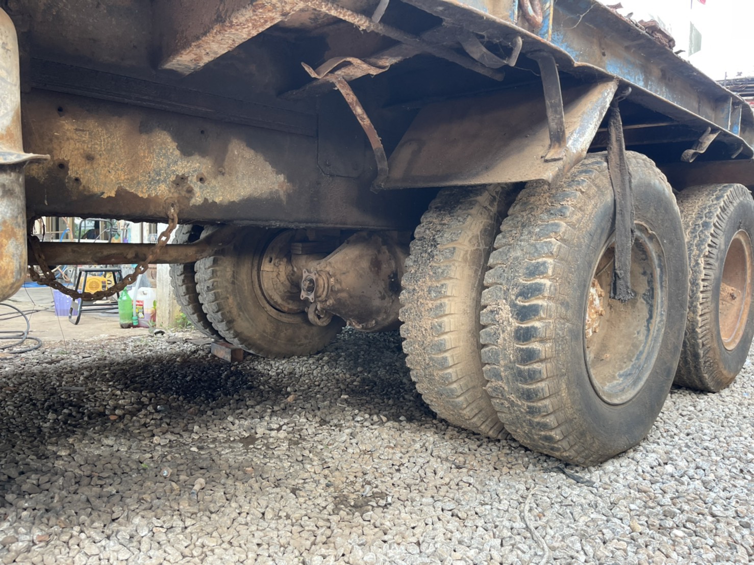 ชุดเพลา FUSO เพลาเดียว เบรคใหญ่ 50000บาท พร้อมแหนบโบกี้ 0816278866