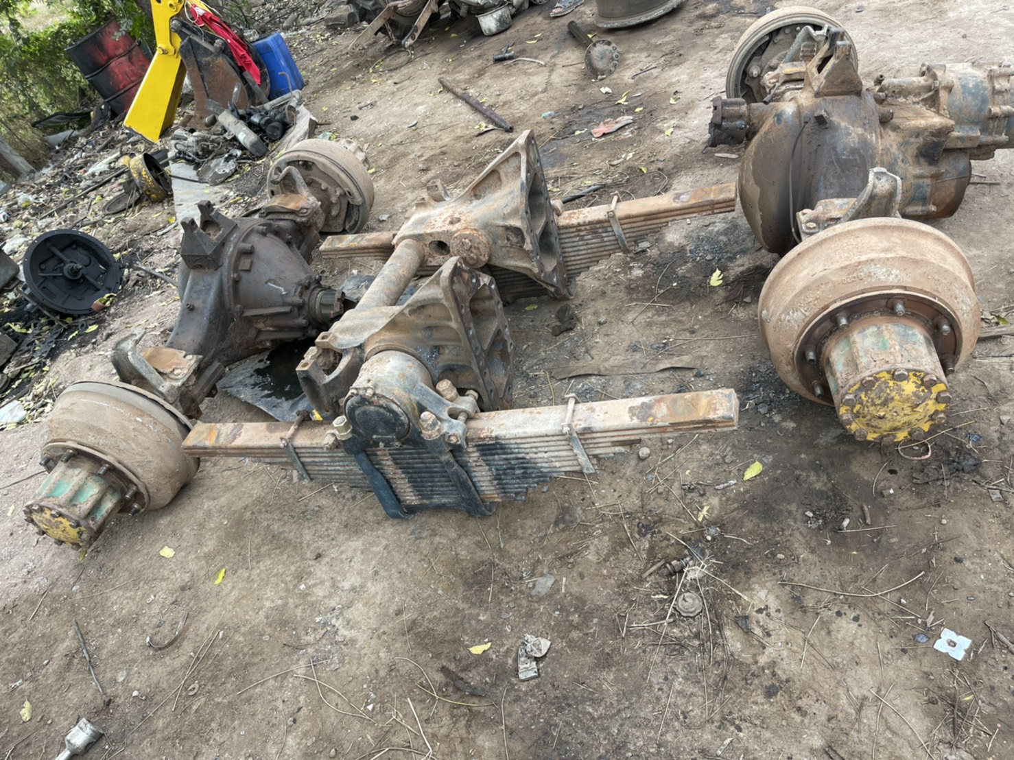 ชุด2เพลา ISUZU 240 พร้อมแท่นโบกี้แหนบ เฟื่อง 8-39 95000บาท 0816278866 ชุด2เพลา ISUZU 240 พร้อมแท่นโบกี้แหนบ เฟื่อง 8-39 95000บาท 0816278866