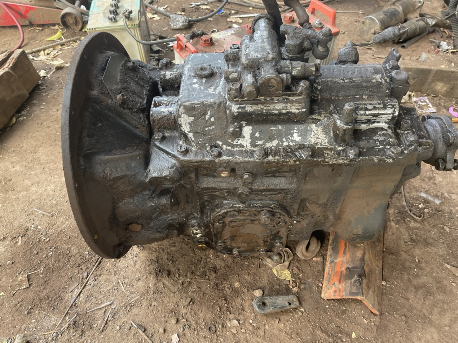 เกียร์ HIno Ho 7 เกียร์ถอย 24000 บาท 0816278866