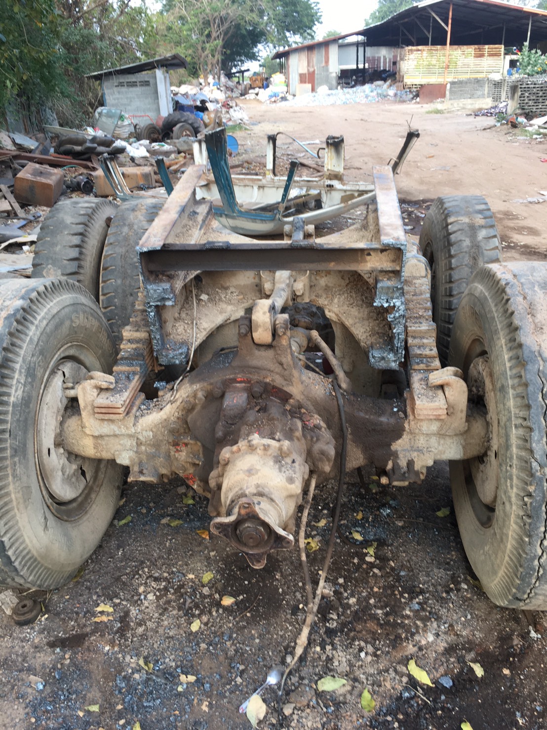 เพลาISUZU 2 เพลาจัมโบ้ 75000 บาท 0816278866