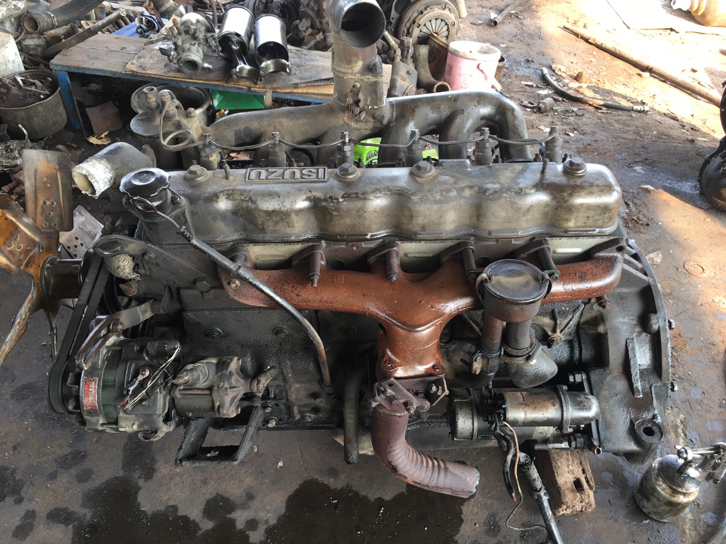 ขายเครื่อง ISUZU 6BD1 ปั้มลมมีใบคลุม 55000บาท พร้อมใช้งาน