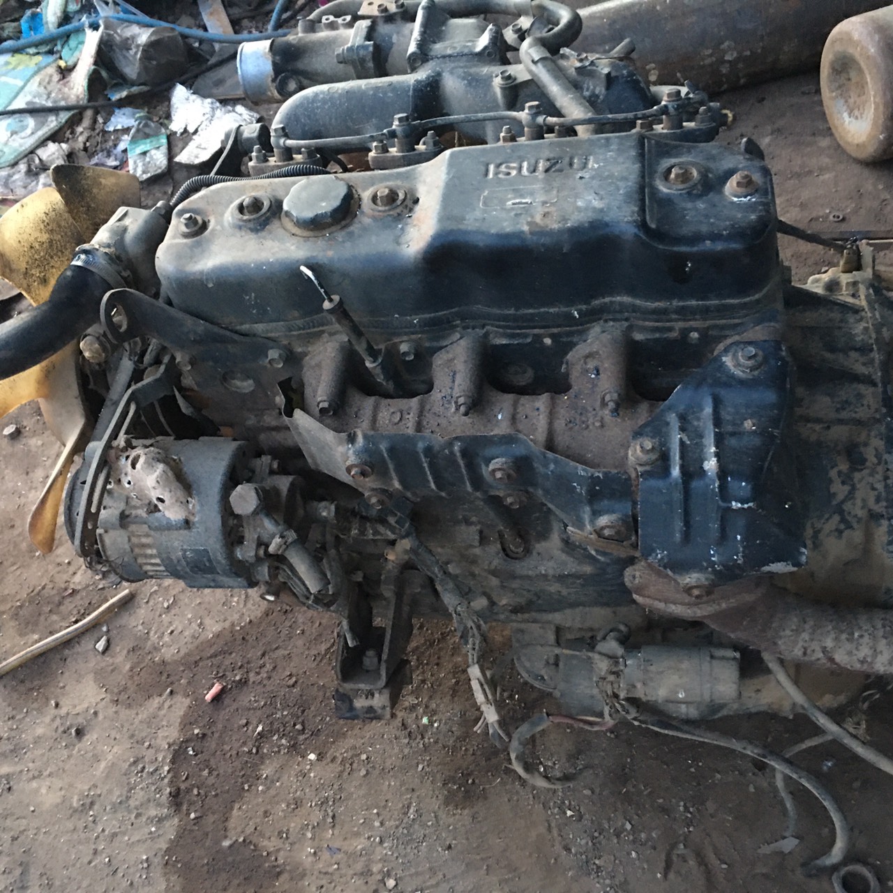 เครื่อง ISUZU 115 แรง 4BA1 45000 บาท ไม่มีเลข