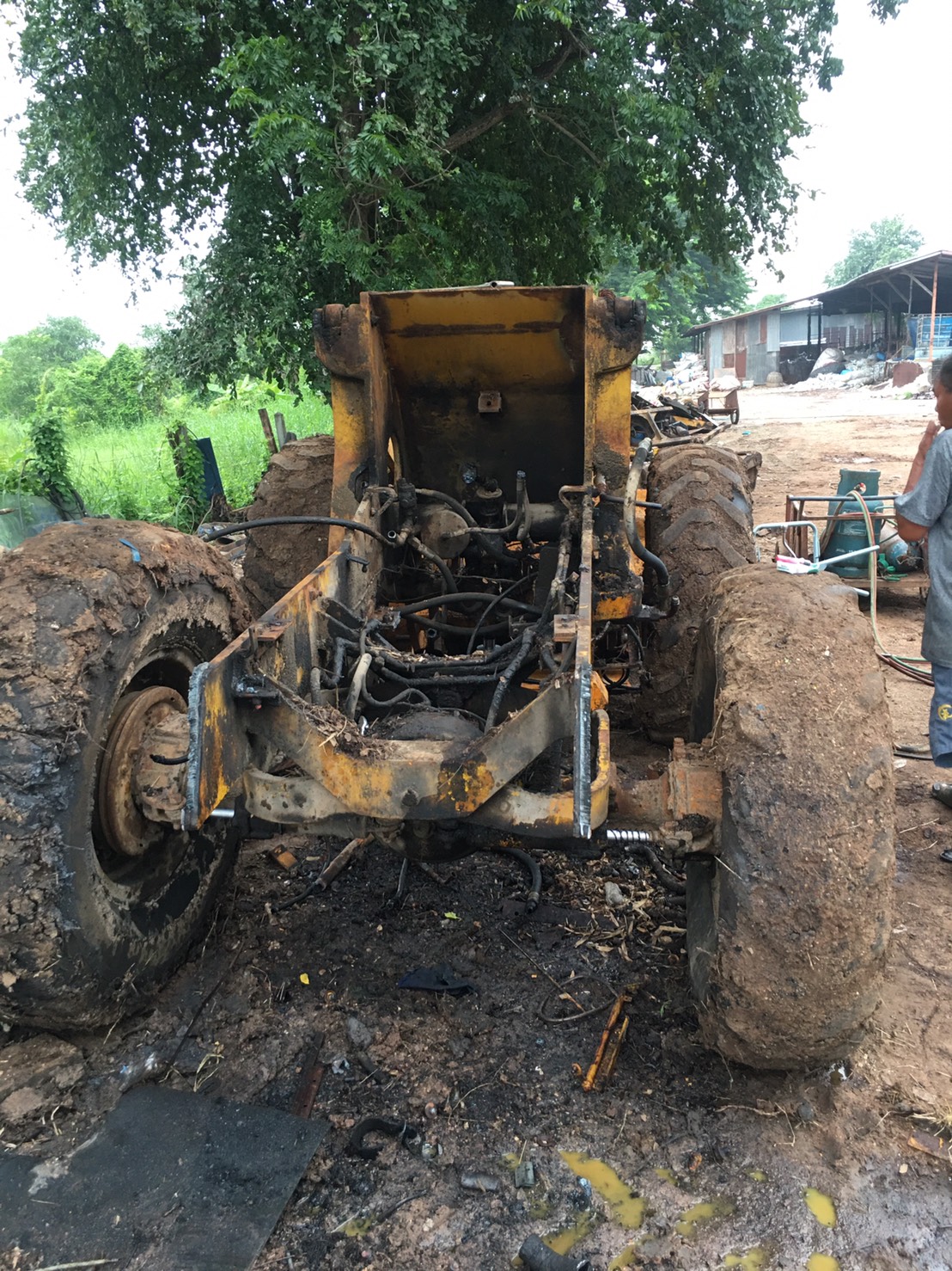 แยกอะไหล่รถตักCLARK ทุกชิ้น