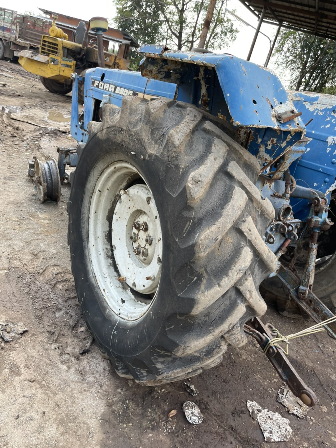 แยกอะไหล่ FORD ชุปเปอร์ ราคาเบาๆ