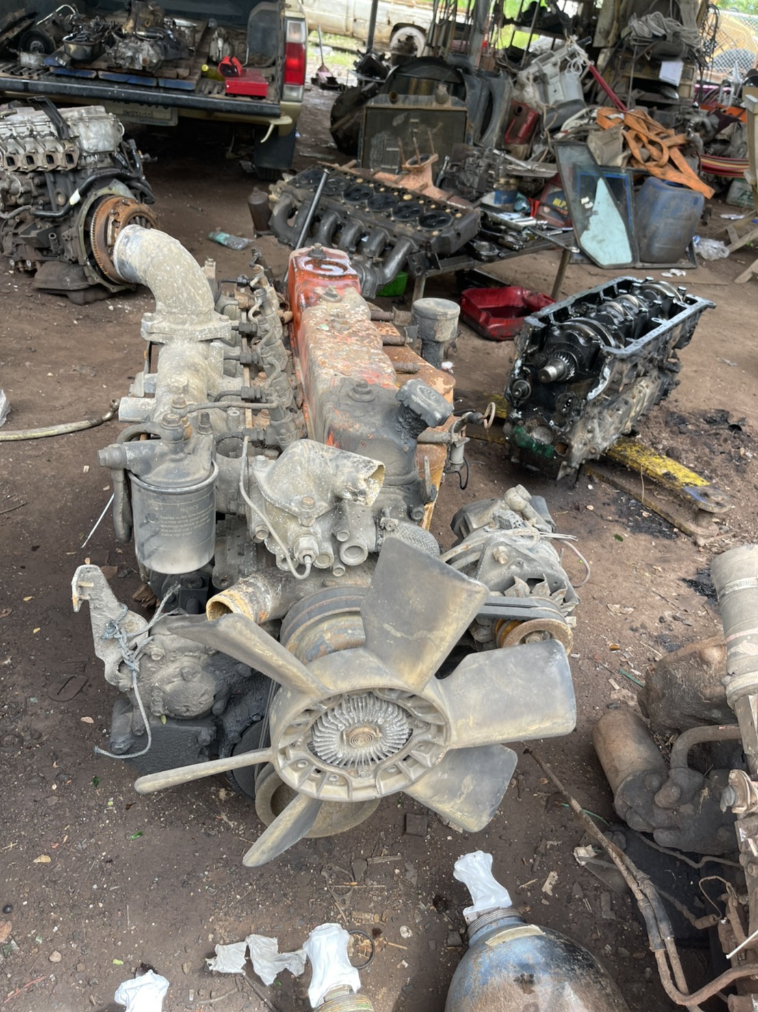 เครื่อง 6BG1 175 แรง พร้อมใช้งาน 0816278866 65000 บาท