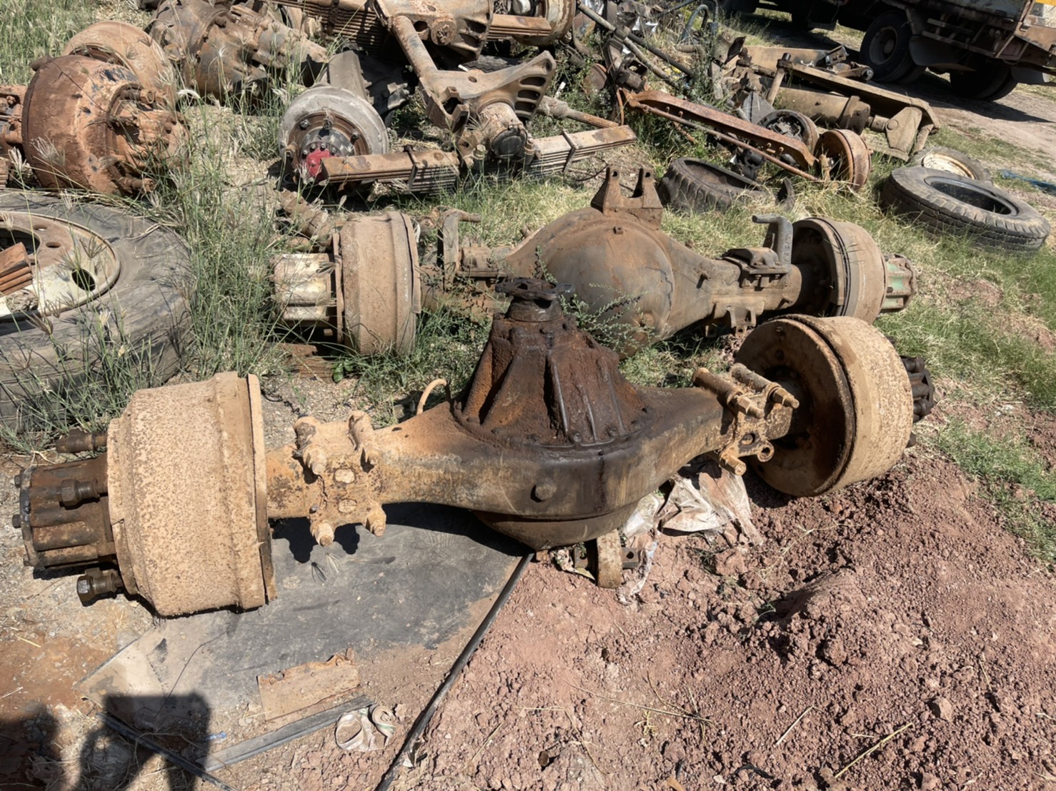 เพลา ISUZU จัมโบ้ 6ล้อ 8น็อต เพลา ISUZU จัมโบ้ 6ล้อ 8น็อต