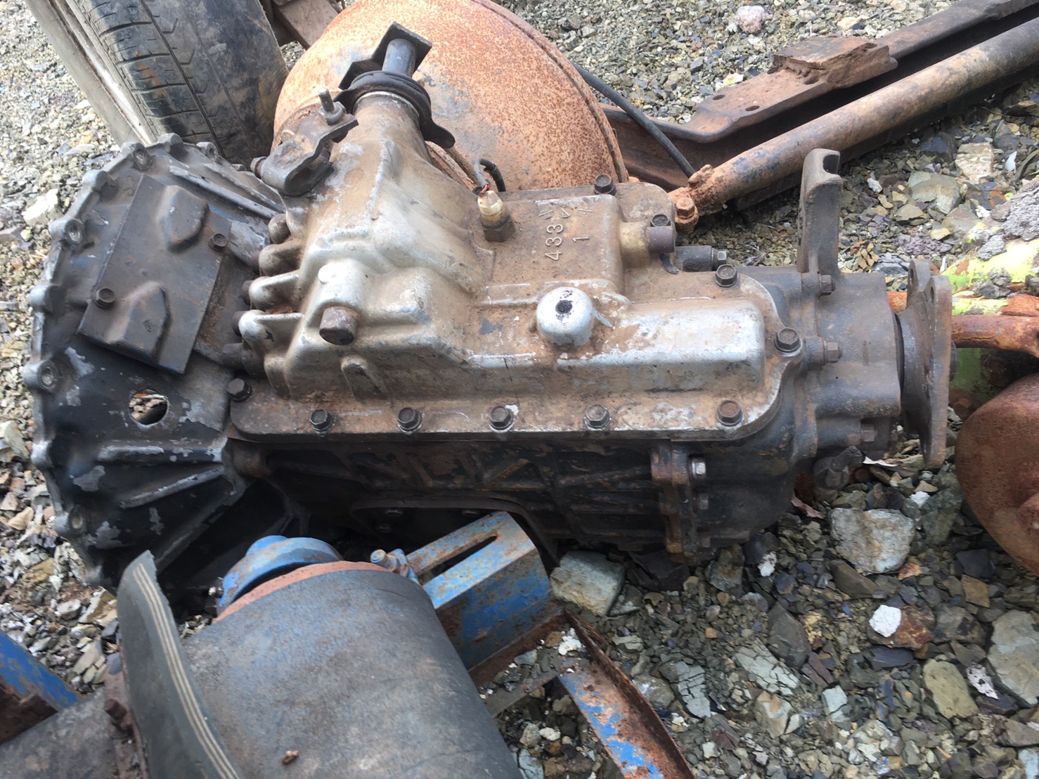 เกียร์ isuzu 7 เกียร์ถอย 23000บาทเกียร์ตาราง พร้อมใช้งาน 0816278866