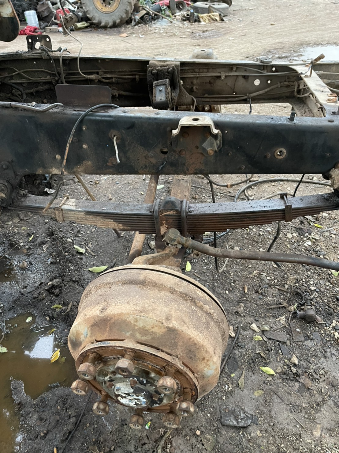 คานหน้า พร้อมชุดแหนบ FUSO เบรคใหญ่ 25000บาท  0816278866