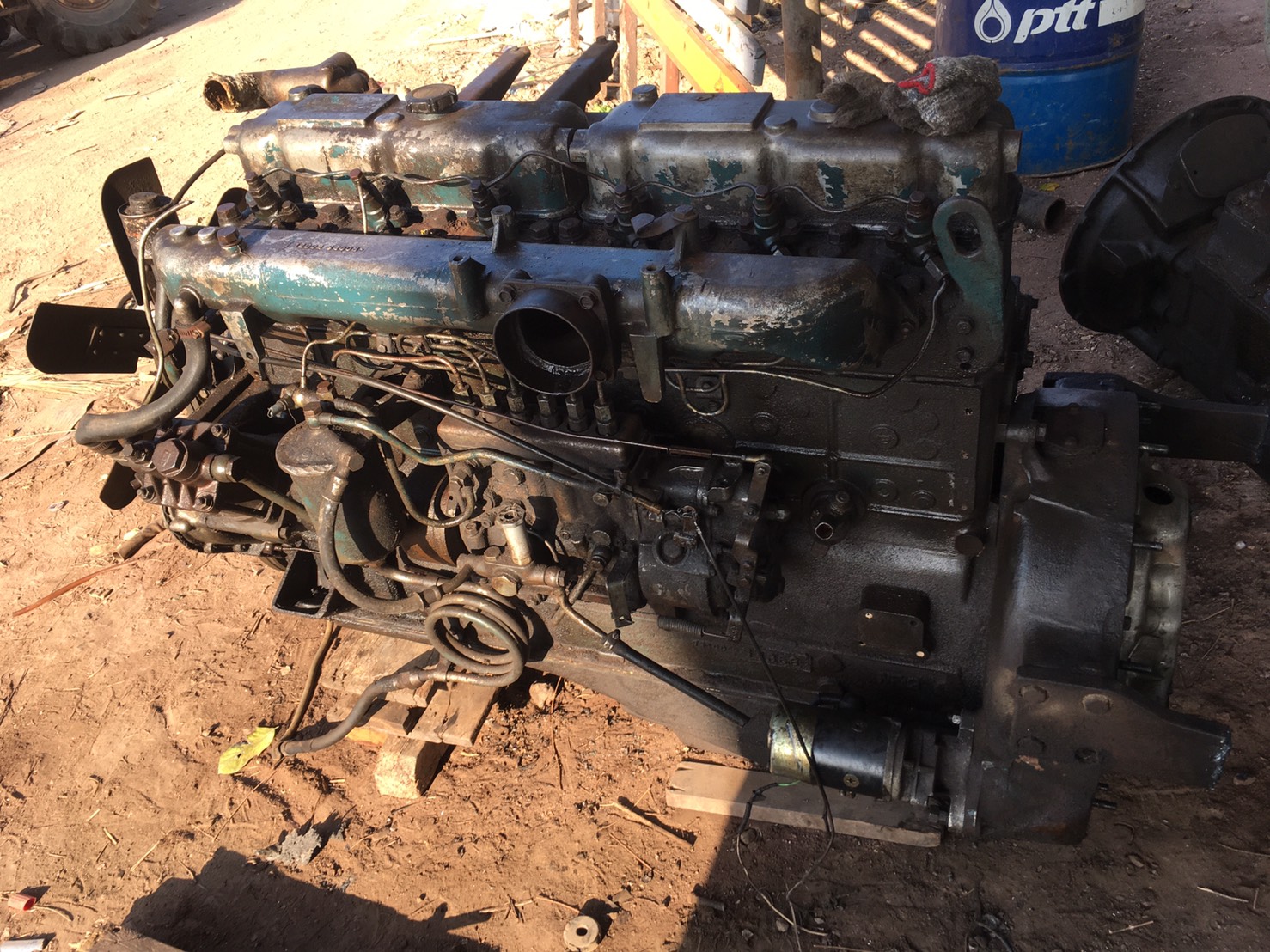 เครื่อง นิสสัน PD6 185แรง 48000บาท พร้อมใช้งาน