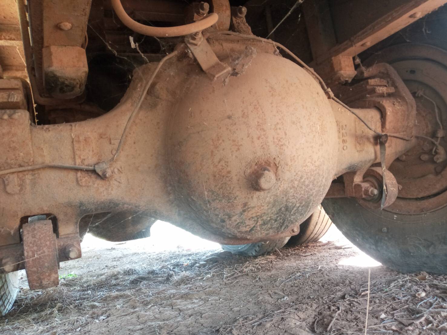 ขายชุดเพลา โบกี้แหนบ Hino 2K พร้อมใช้งาน 95000บาท