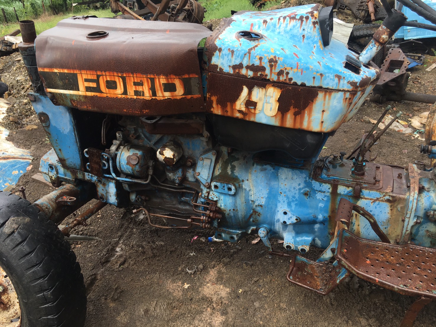 แยกอะไหล่ FORD 3 สูบ