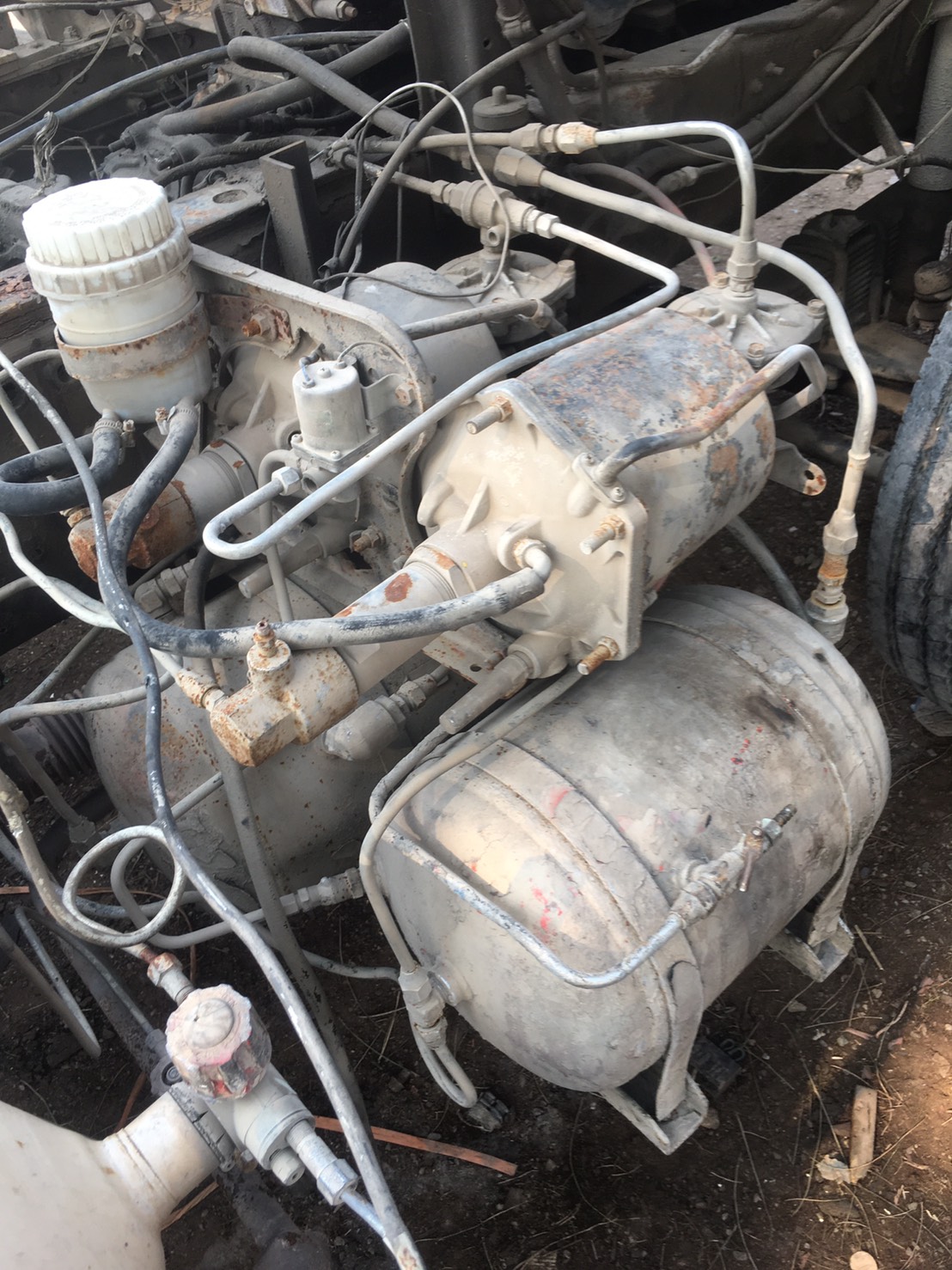 ถังลมเบรค ทิฟฟี่พร้อมอุปกณ์ 6500