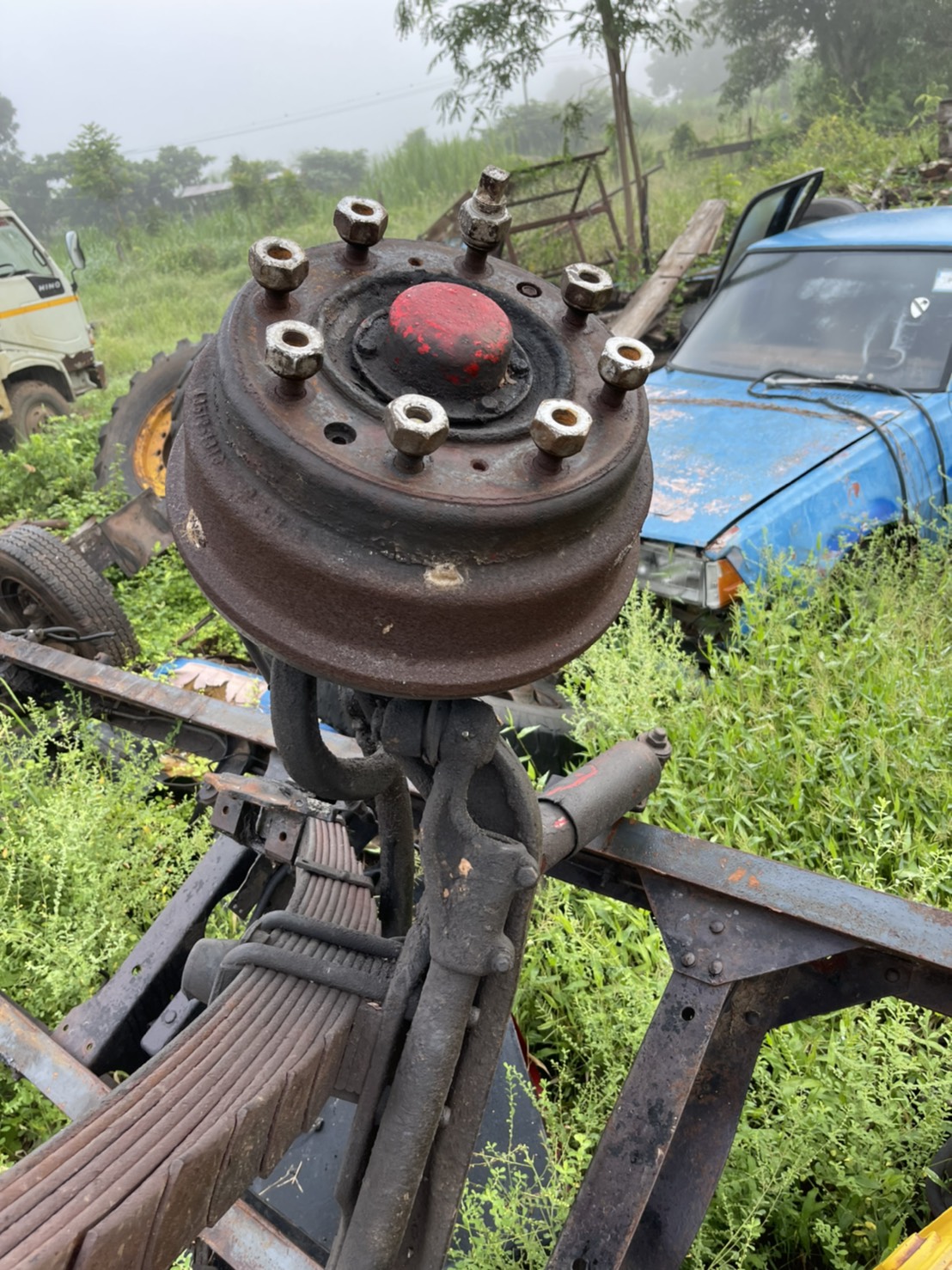 คานหน้า HINO พร้อมแหนบ 19000 บาท 0816278866 สดือ 31 นิ้ว