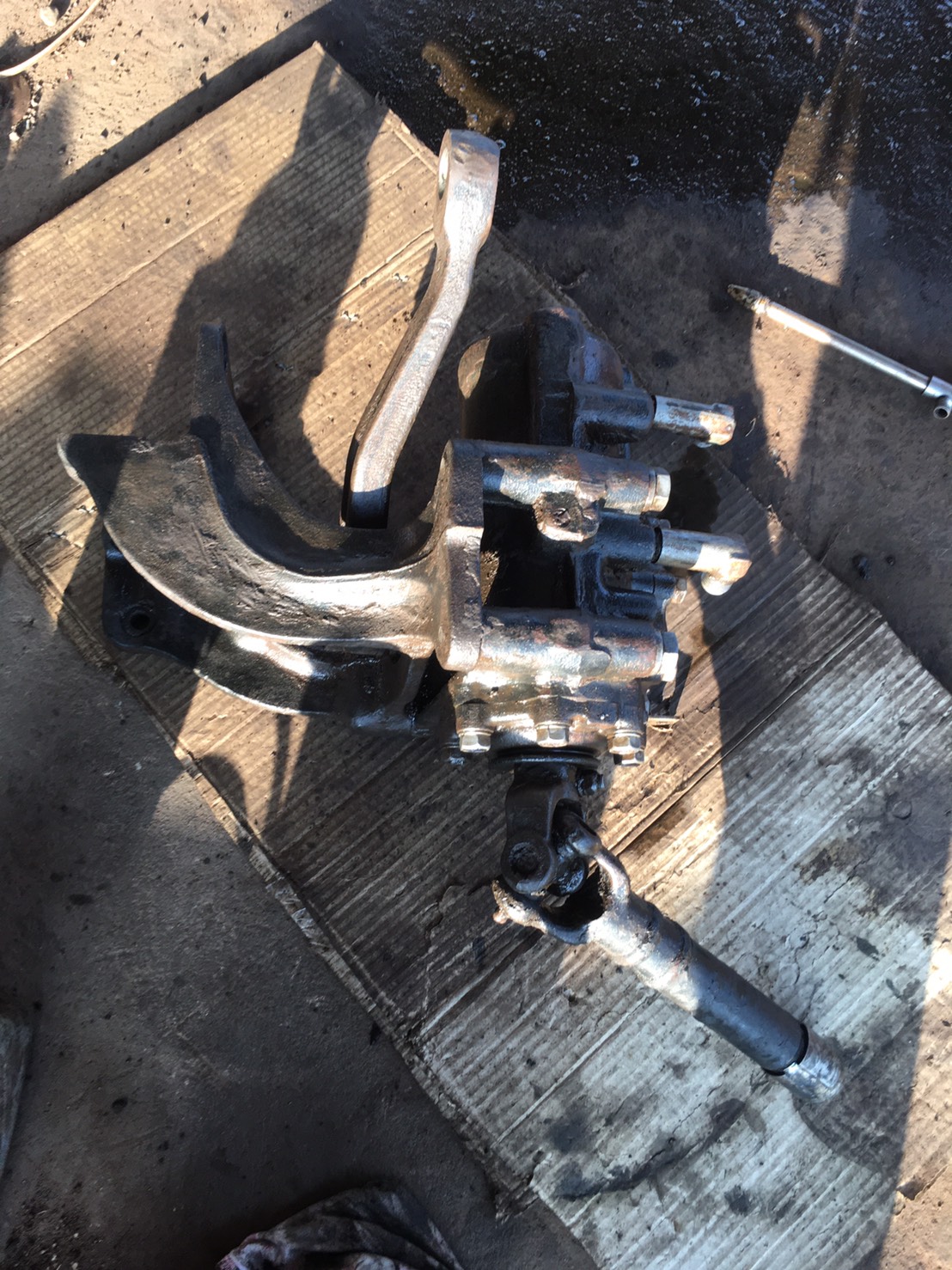 กระปุกเพาเวอร์  Hino 3 H 5500บาท พร้อมใช้งาน