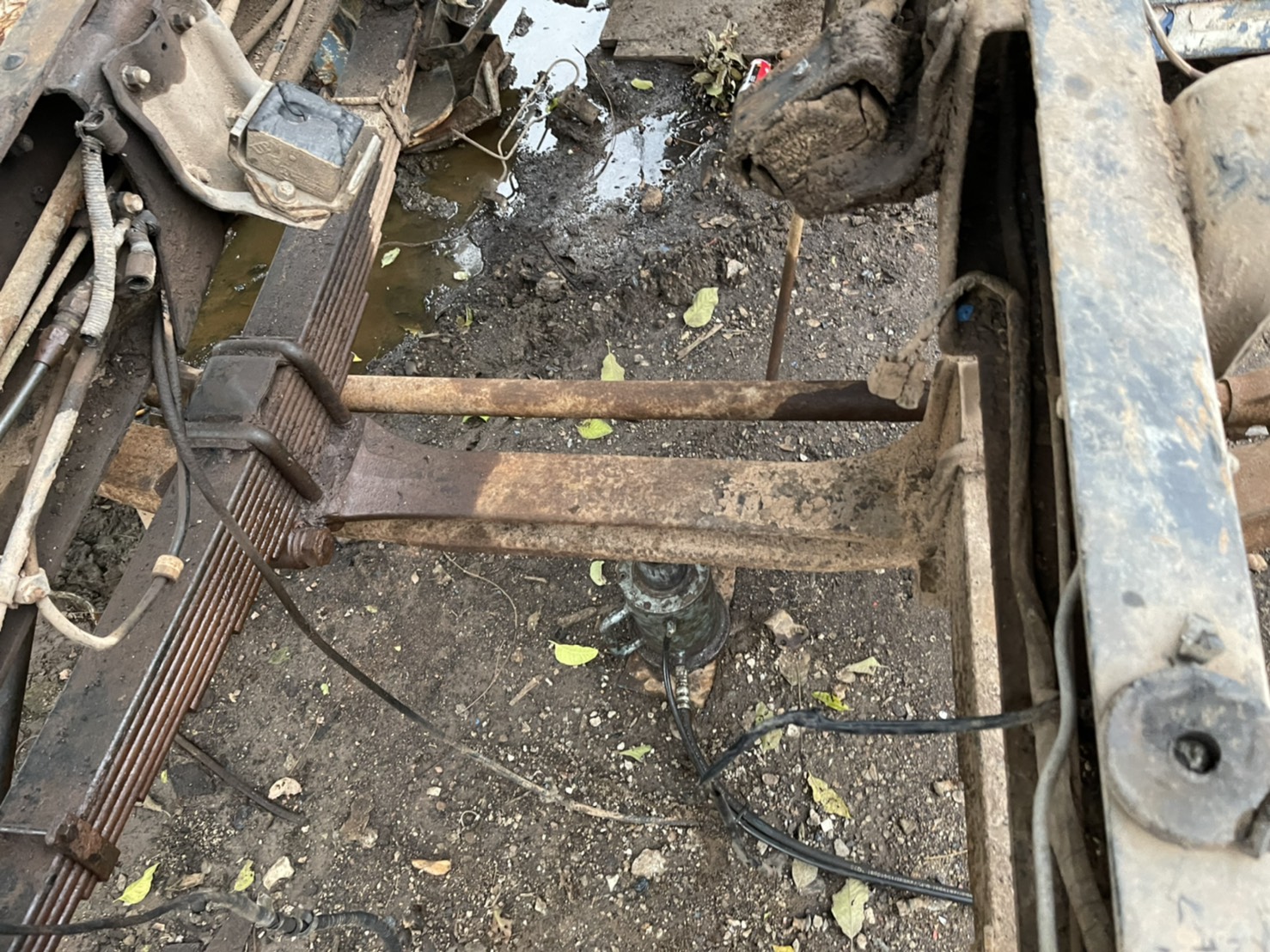 คานหน้า พร้อมชุดแหนบ FUSO เบรคใหญ่ 25000บาท 0816278866 คานหน้า พร้อมชุดแหนบ FUSO เบรคใหญ่ 25000บาท 0816278866