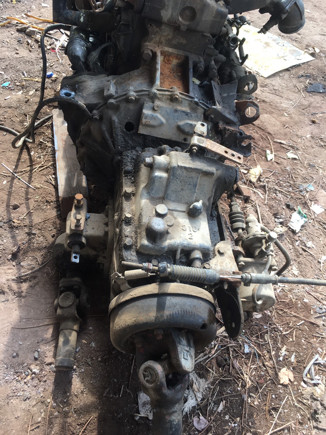 เกียร์ isuzu 5 เกียร์ เดินหน้า เกียร์ตาราง22000 บาท 0816278866 พร้อมเกียร์ฝาก