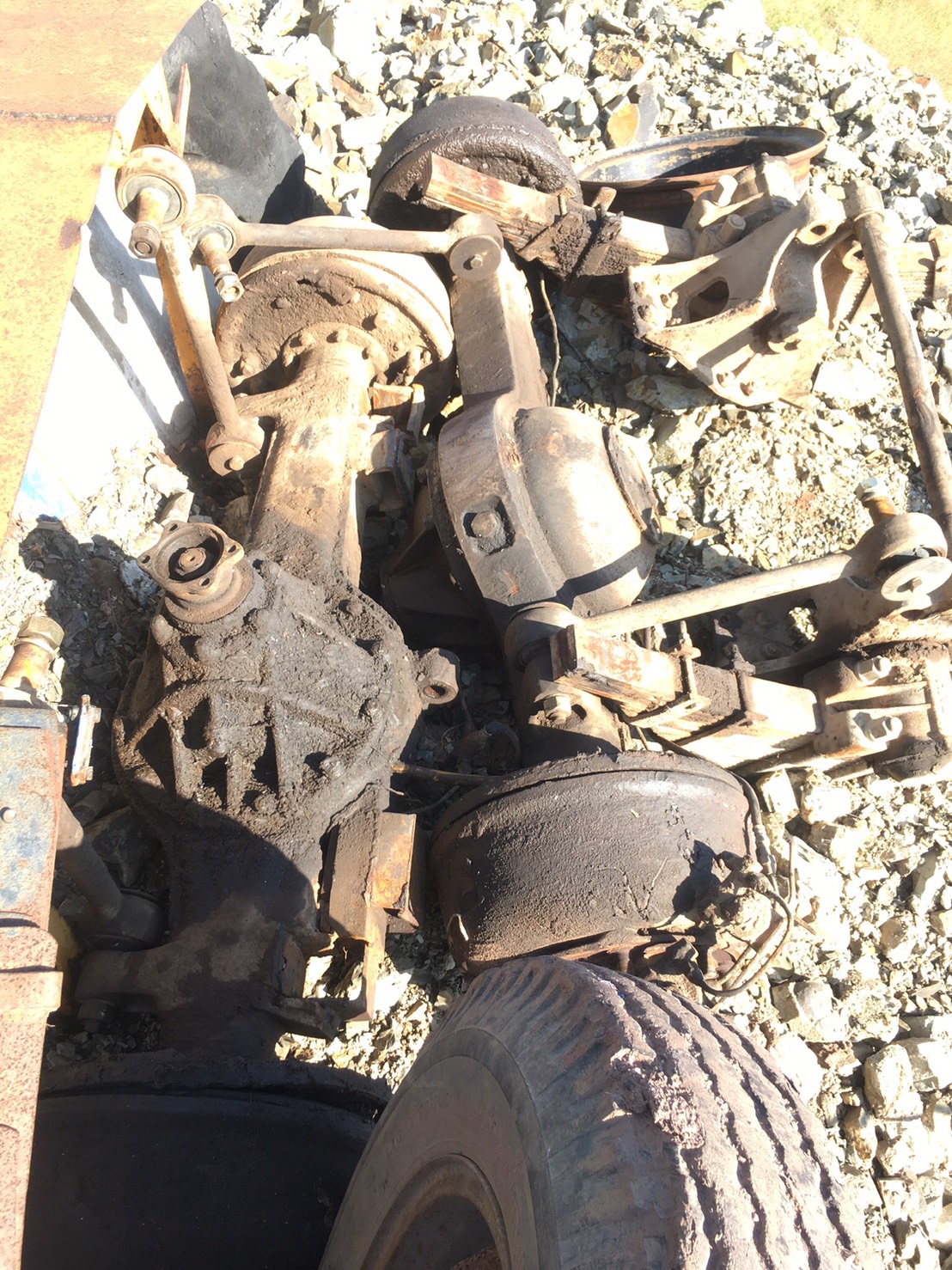 เพลา ISUZU TX 8น็อต เส้นละ11000บาท