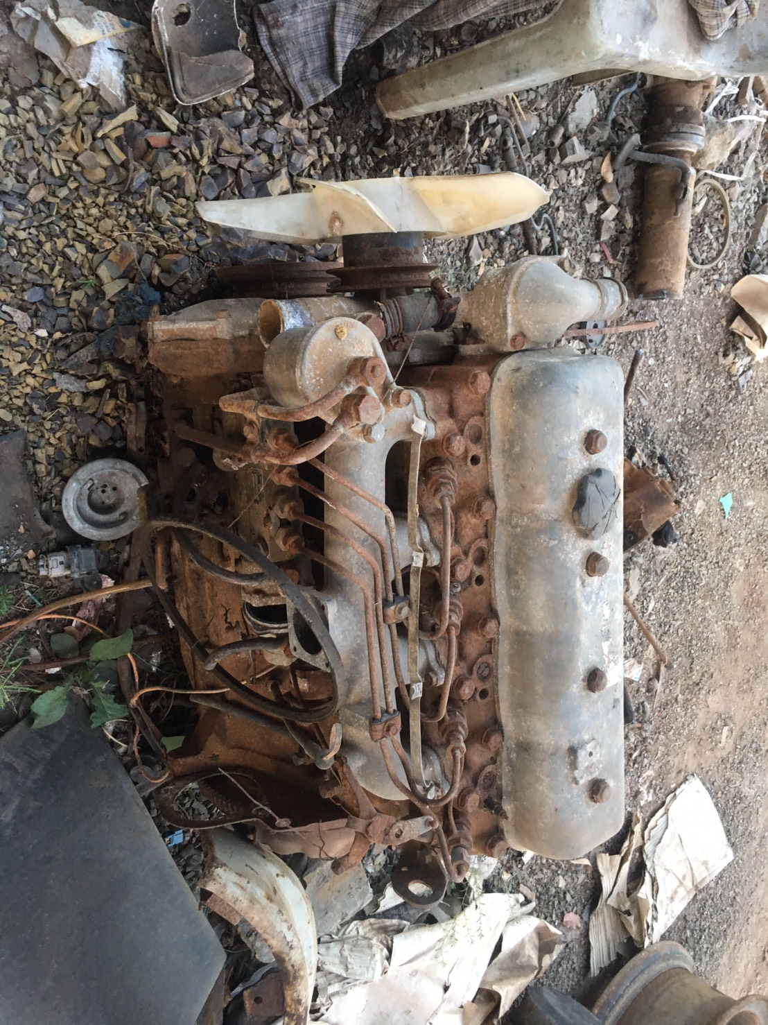 เครื่องtoyota ไอ้หนุ่มทางหลวง 8500บาท ตามสภาพ 0816278866