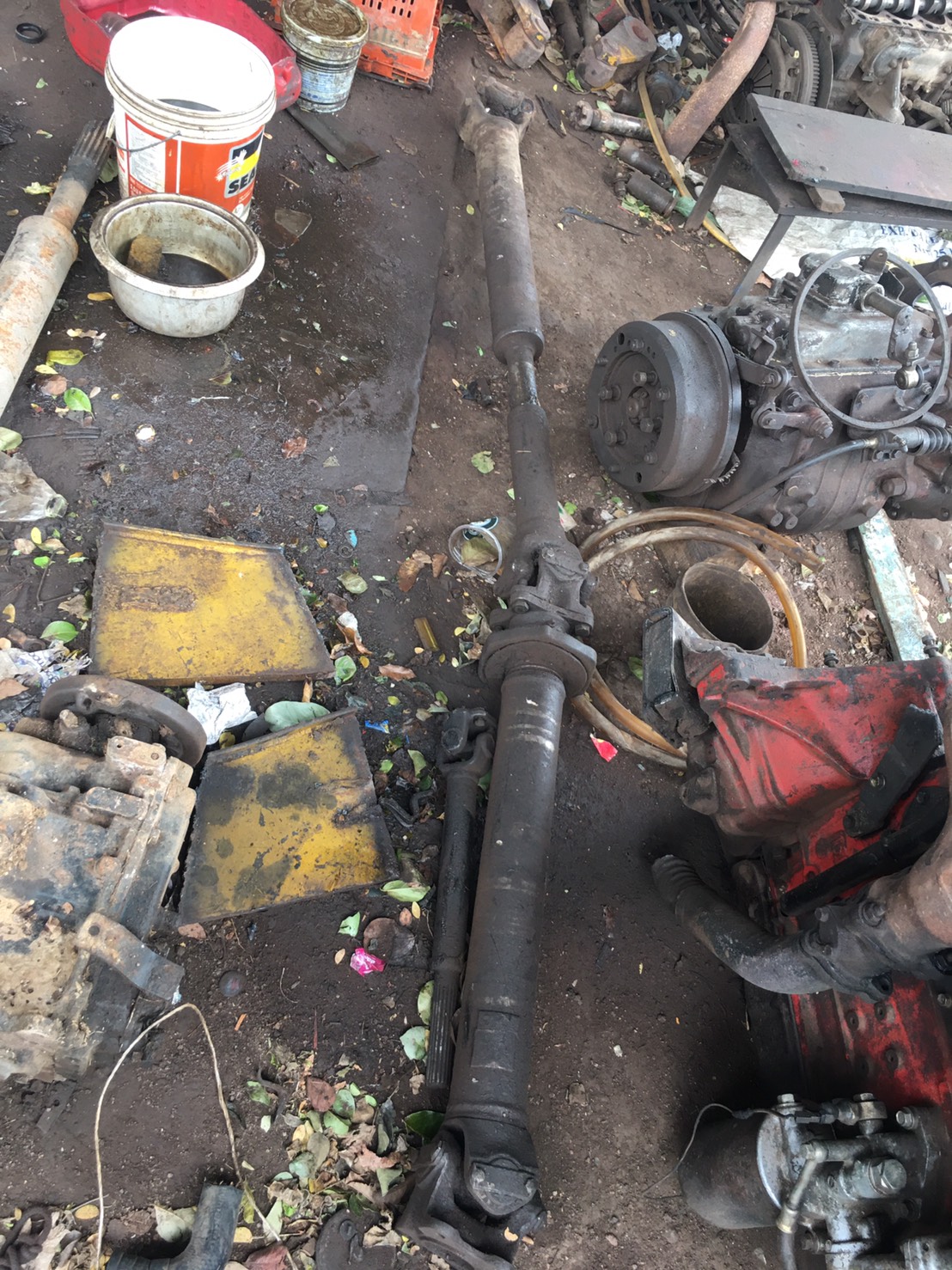 เพลากลาง Hino 925 ยกเส้น 5500 บาทพร้อมใช้งาน