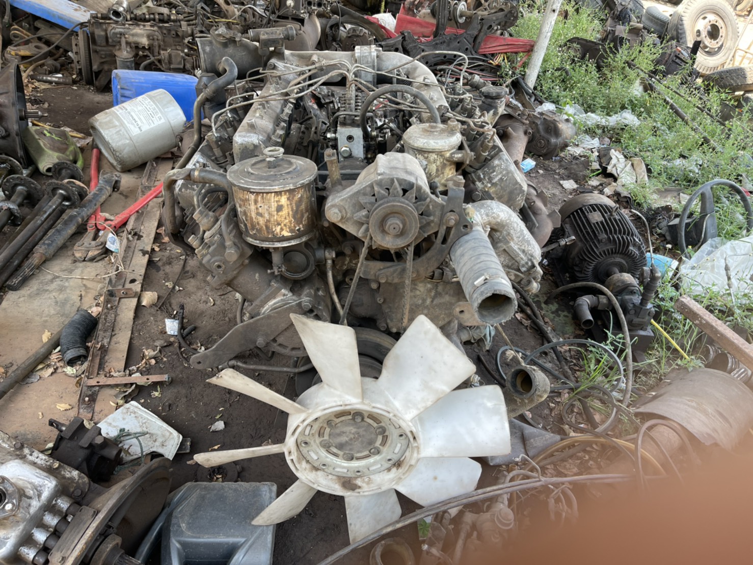 เครื่อง Hino V8 EF750 300 แรง 59000 บาท พร้อมใช้งาน 0816278866