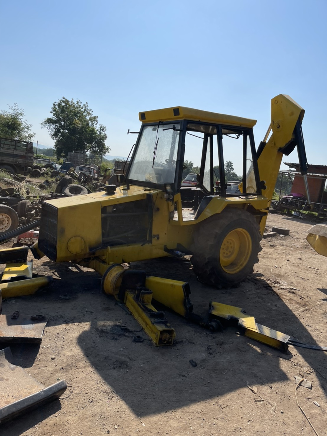 แยกอะไหล่ หน้าตักหลังขุด JCB 0816278866 ราคาเบาๆ