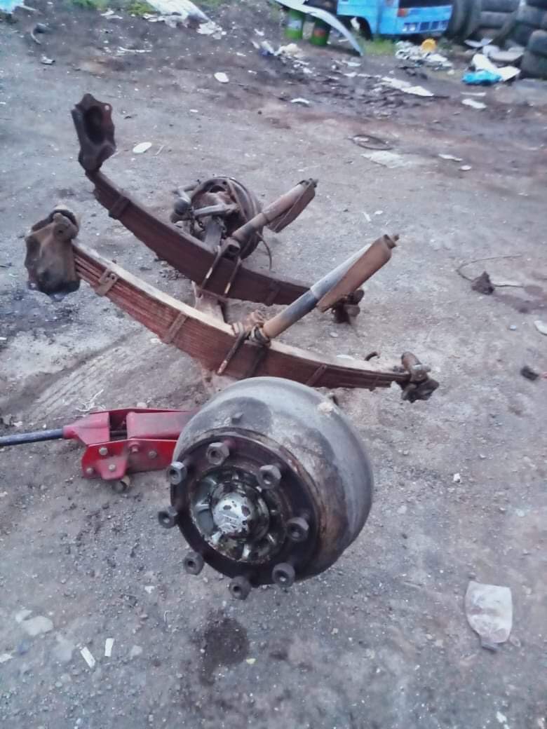 คานหน้า ISUZU พร้อมแหนบ คานกว้าง เดิมสดือ 34 นิ้วใส่หัวยาว 13500บาท พร้อมใช้งาน คานหน้า ISUZU พร้อมแหนบ คานกว้าง เดิมสดือ 34 นิ้วใส่หัวยาว 13500บาท พร้อมใช้งาน