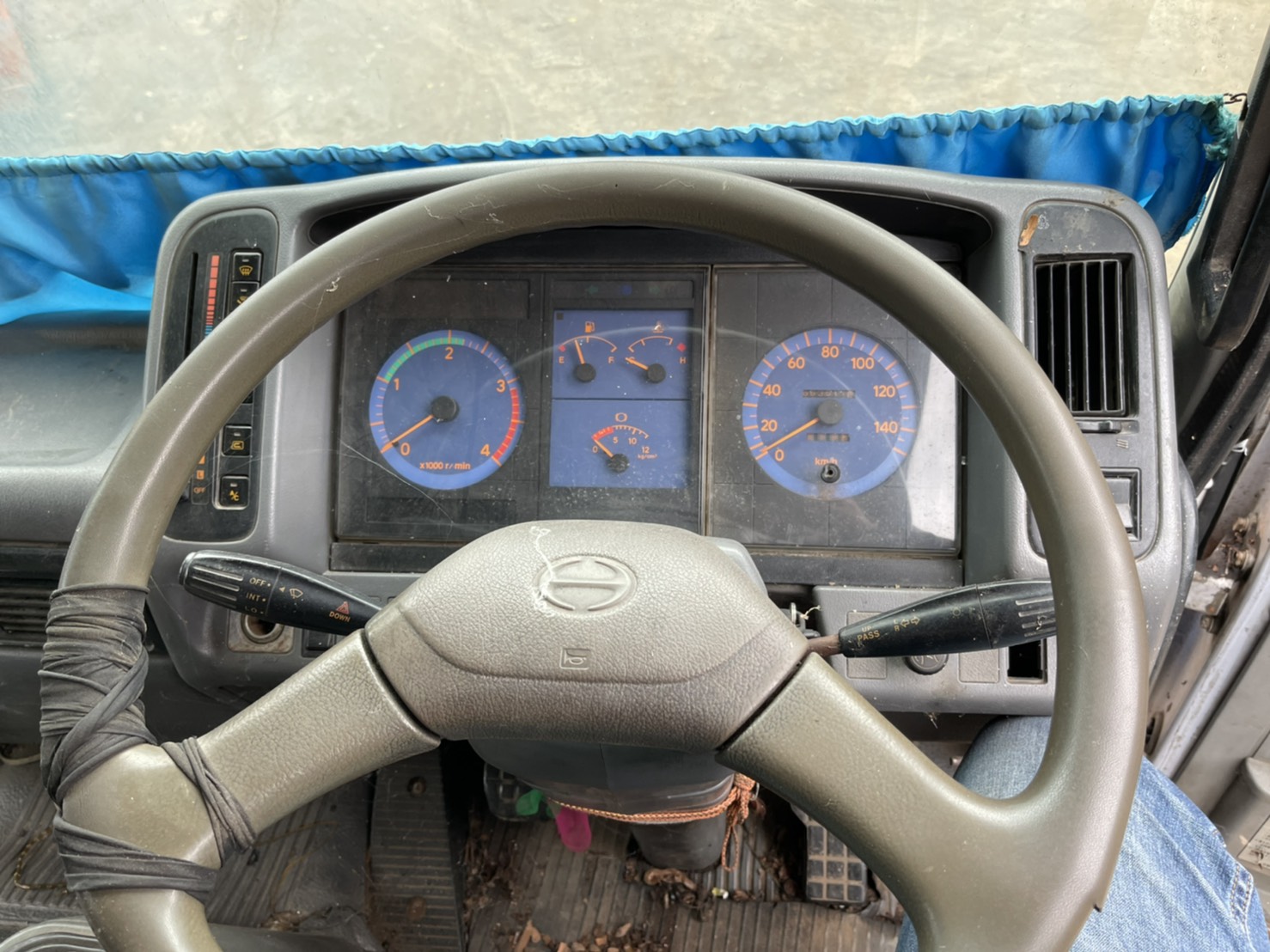 หัว Hino สิงไฮเทค 55000 บาท พร้อมใช้งาน 0816278866