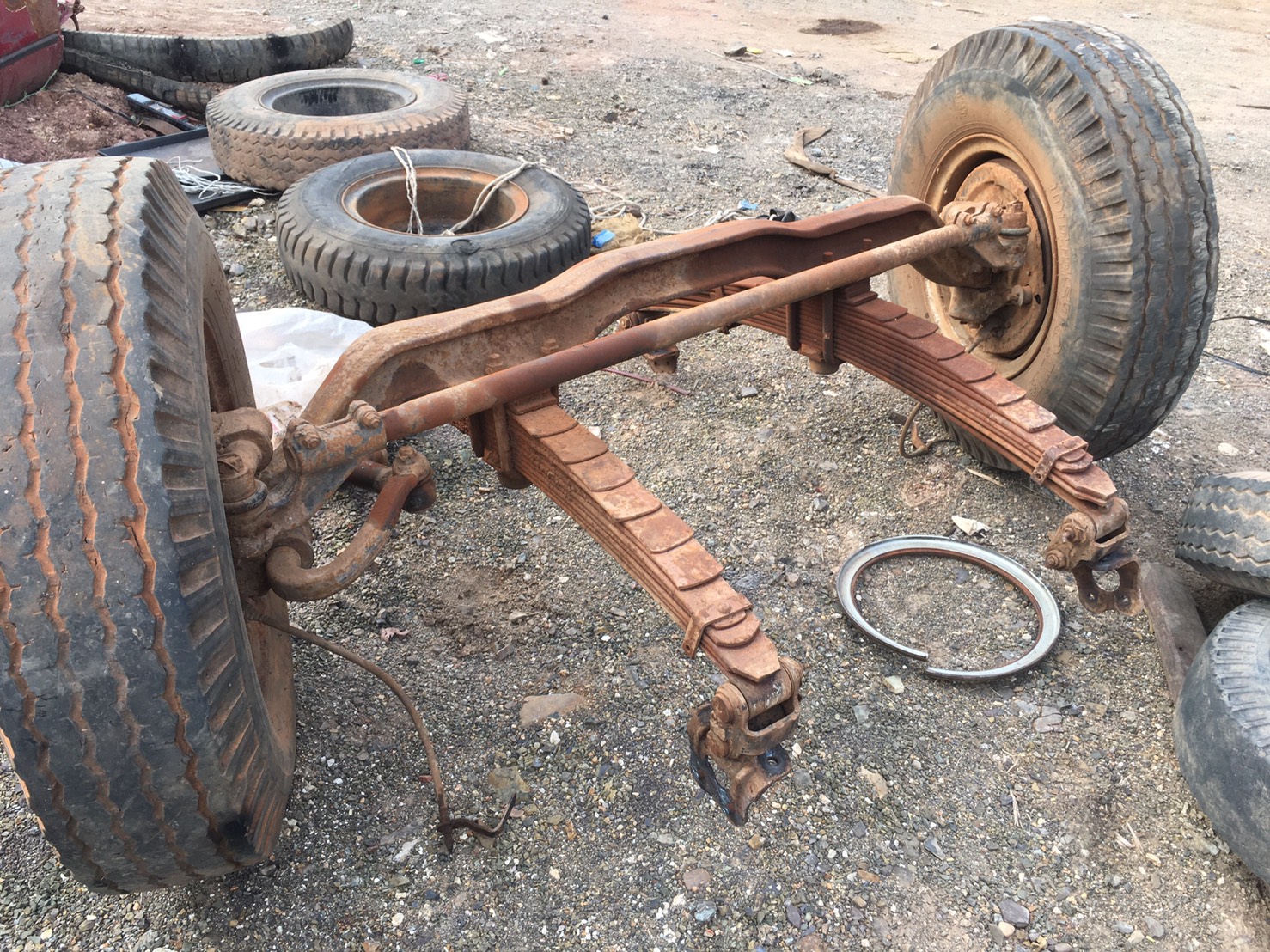 ขายคานหน้า พร้อมแหนบ HIno 2K 22000บาท พร้อมใช้งาน