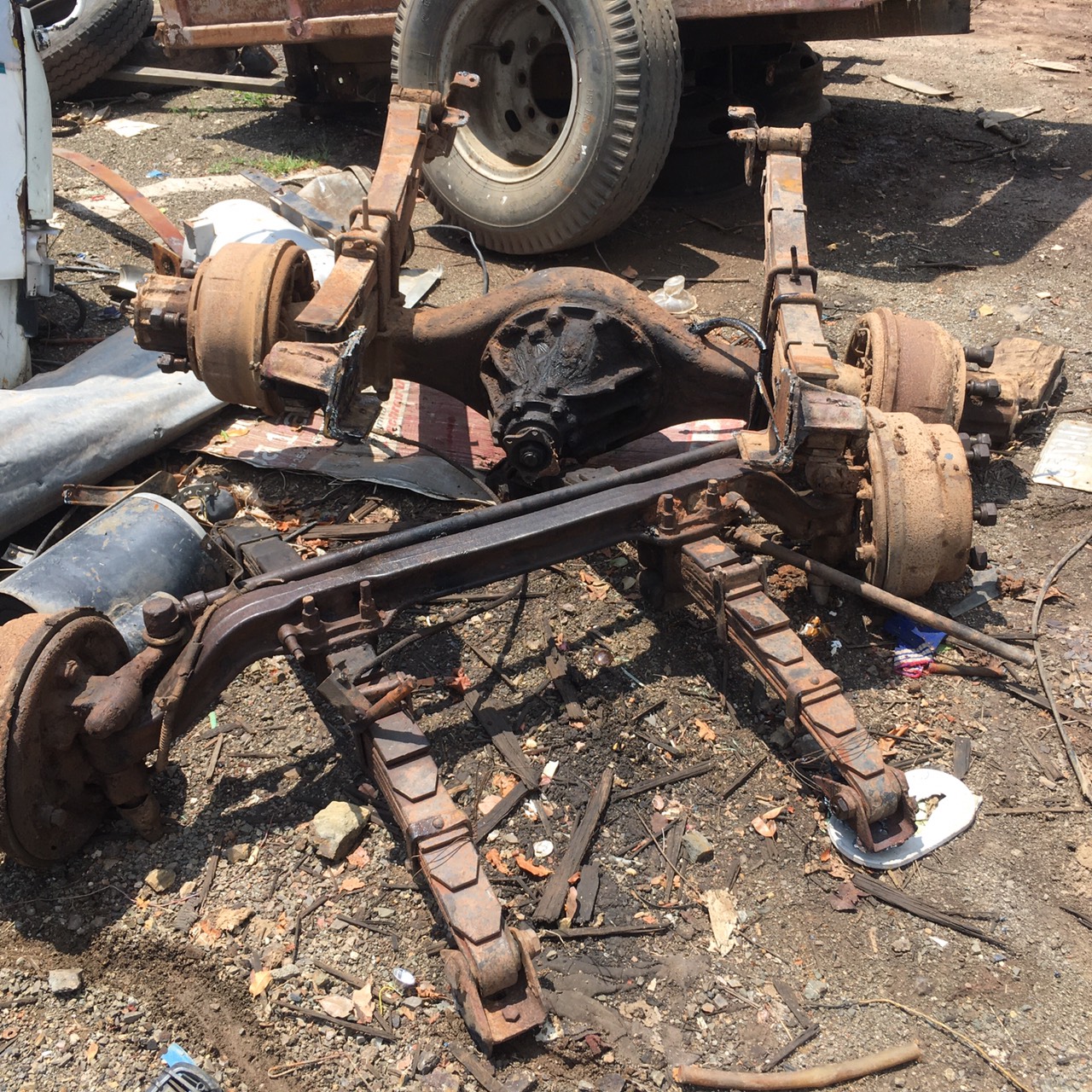 เพลาF หน้า หลัง พร้อมแหนบ 35000 บาท พร้อมใช้งาน