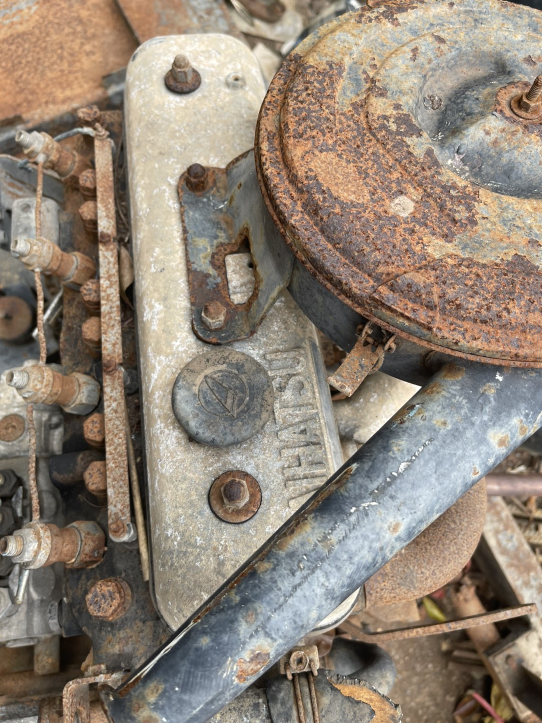 เครื่อง DAIHATSU แยกอะไหล่ หรือ ยกตัว9500 บาท 0816278866