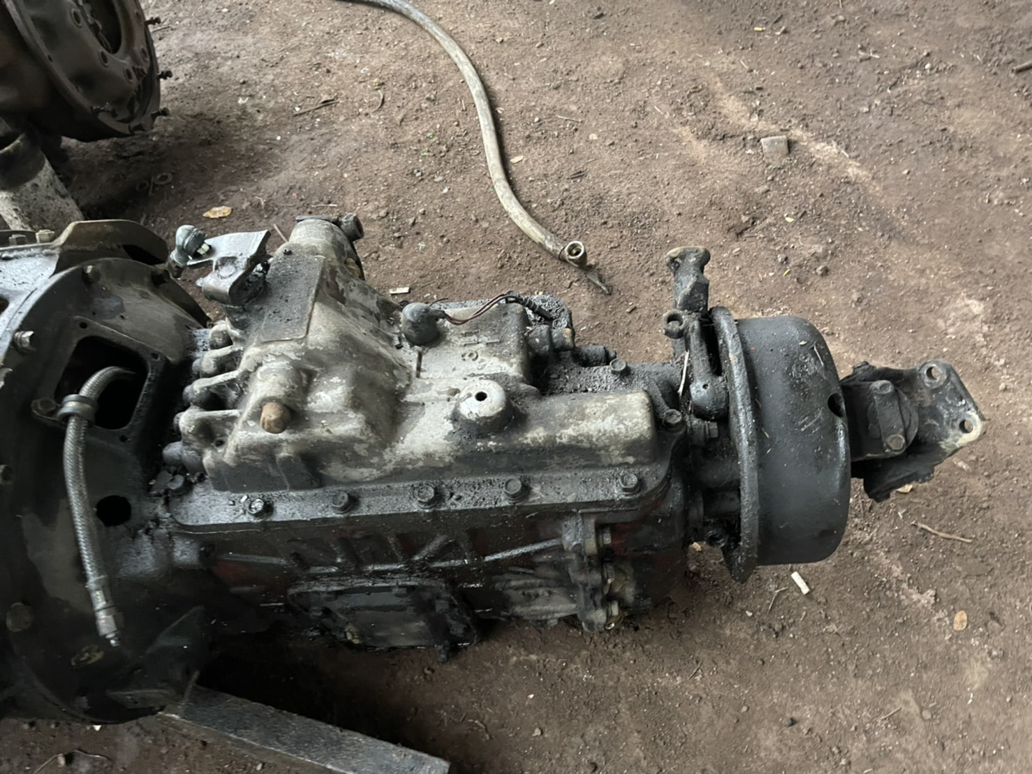 เกียร์ ISUZU 7 ถอย 7รอบ 2 เกียร์ ร็อกกี้ 0816278866 25000 บาท