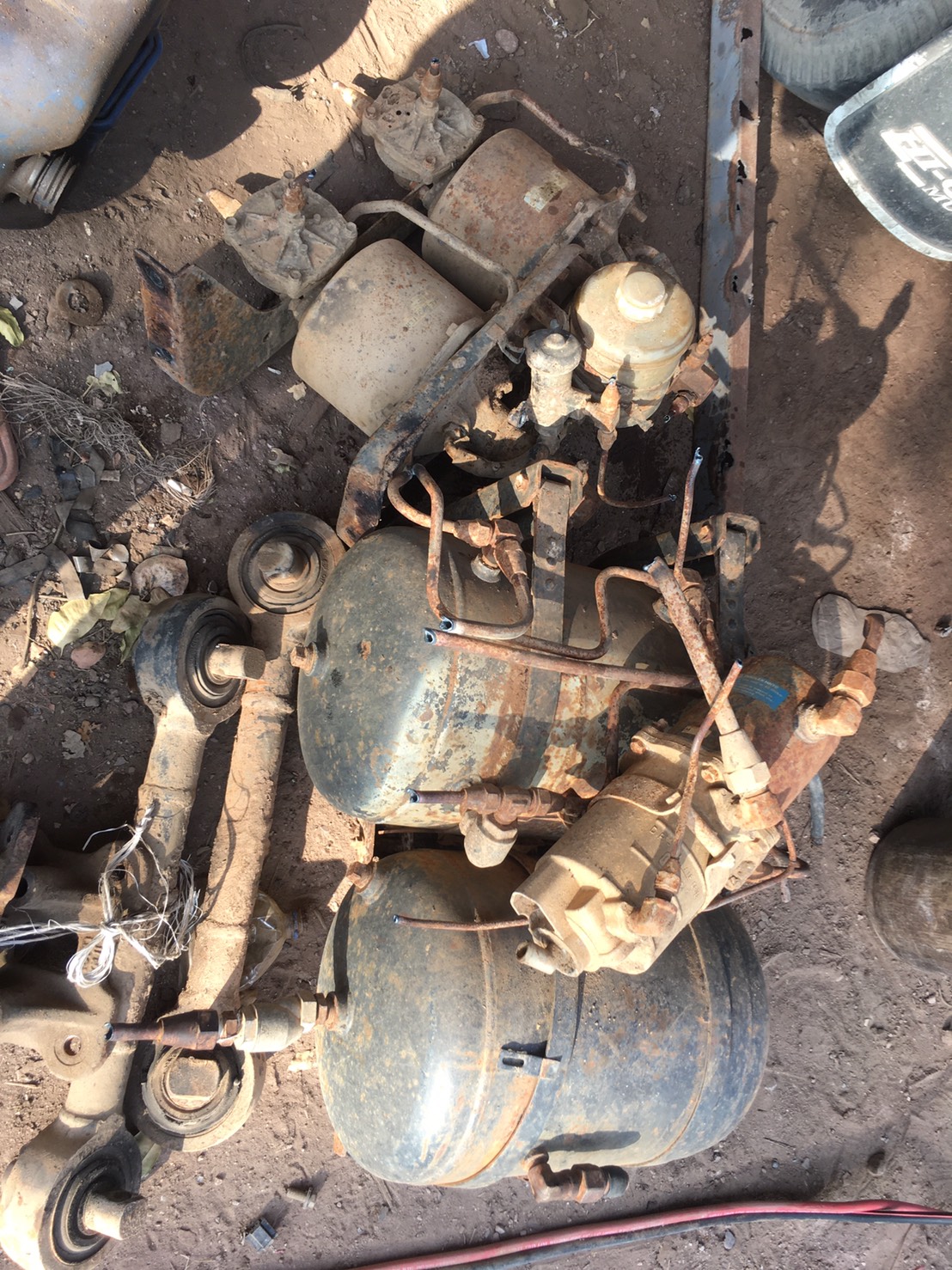 ชุดถังลมเบรค Hino 3H  4800 บาท