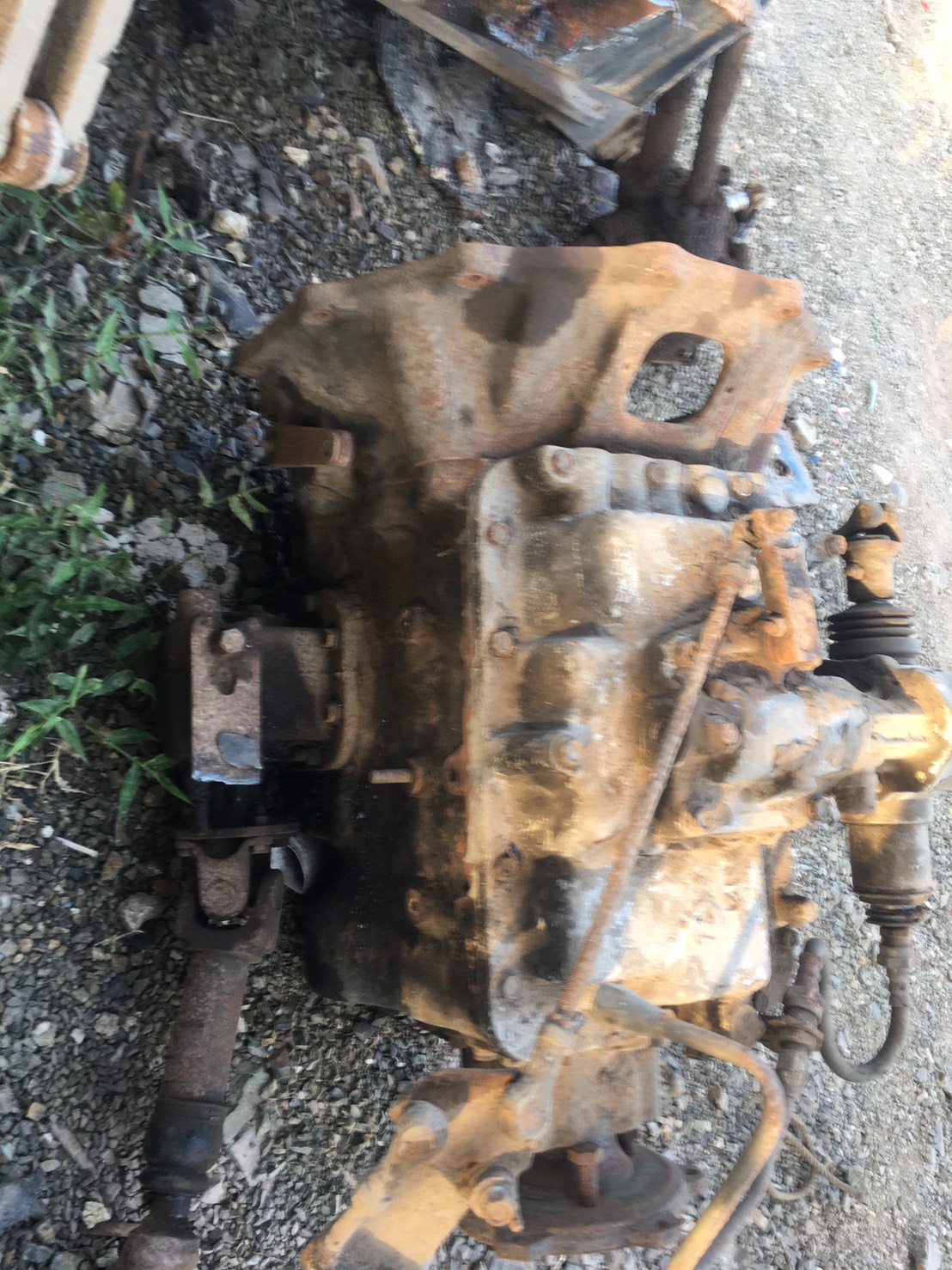 เกียร์ HINO 3 H พร้อมเกียร์ฝาก พร้อมใช้งาน 24000บาท 0816278866