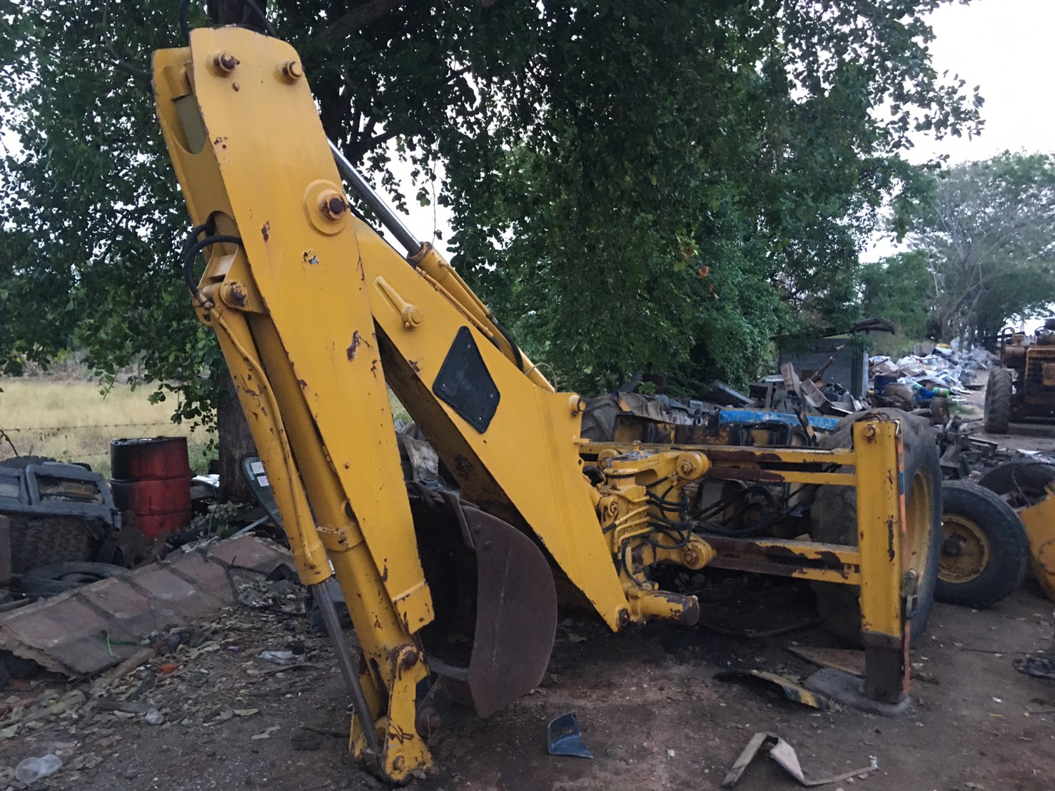 แยกอะไหล่ หน้าตัก หลังขุด JCB 3CX ราคาเบาๆ