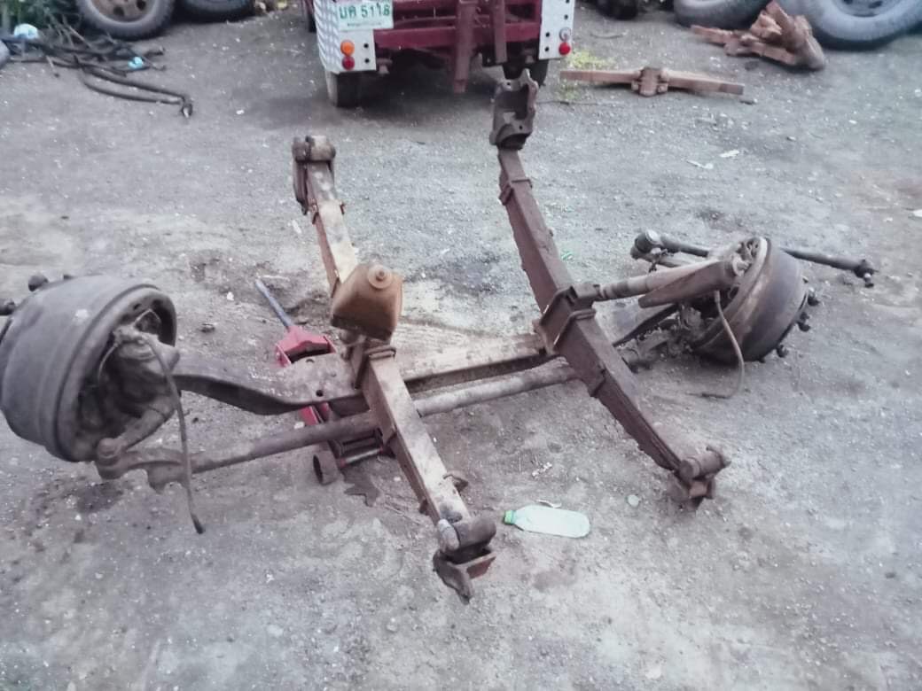 คานหน้า ISUZU พร้อมแหนบ คานกว้าง เดิมสดือ 34 นิ้วใส่หัวยาว 13500บาท พร้อมใช้งาน