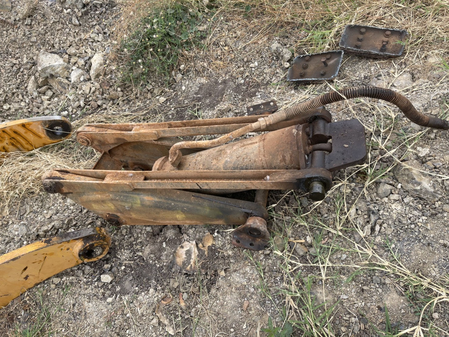 ดั้ม6 ล้อ ยิงหลัง 15000 บาท ดั้ม6 ล้อ ยิงหลัง 15000 บาท